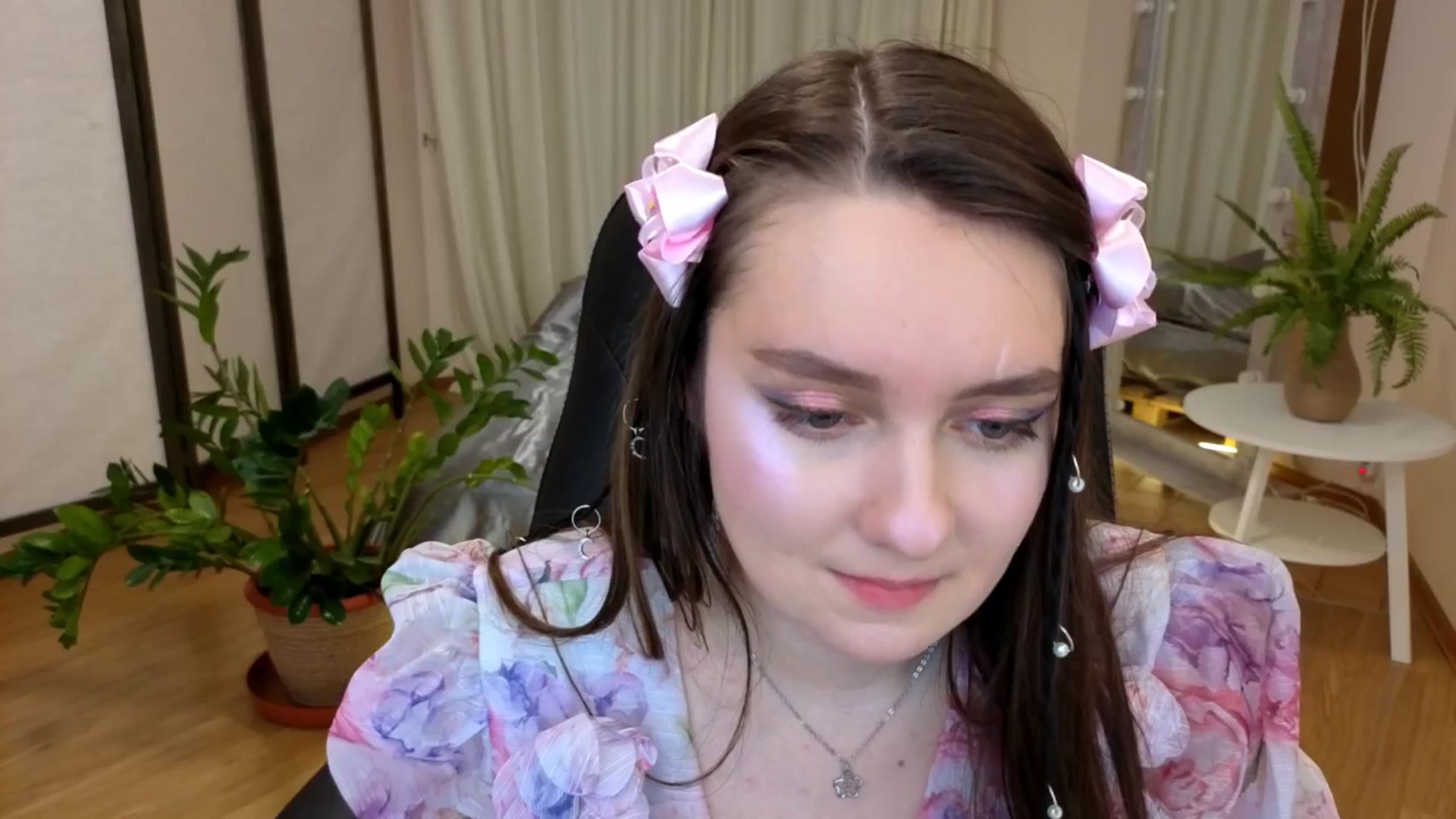 Gallery image thumbnail from Milim_Nava's myfreecams stream on, 06/22/2025, 19:27 image 4 of 20