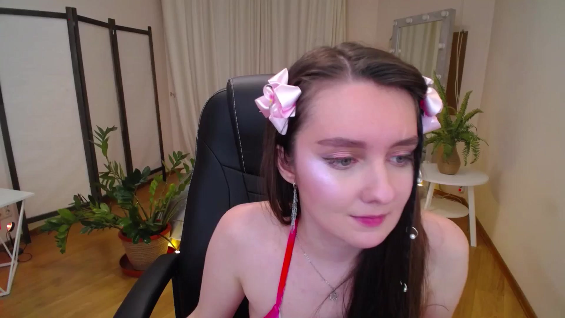 Gallery image thumbnail from Milim_Nava's myfreecams stream on, 06/22/2025, 21:45 image 10 of 20