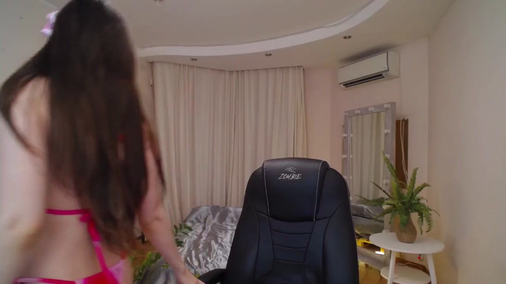 Gallery image thumbnail from Milim_Nava's myfreecams stream on, 06/22/2025, 21:45 image 11 of 20
