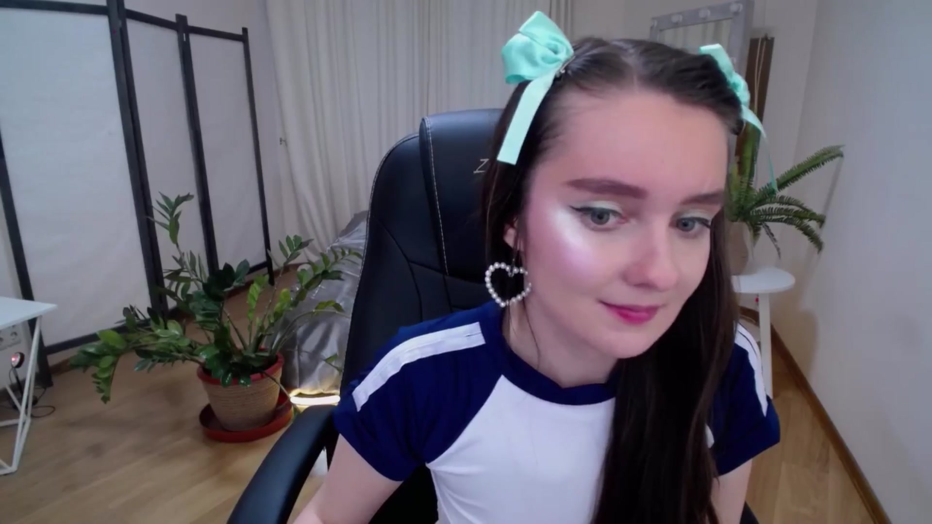 Gallery image thumbnail from Milim_Nava's myfreecams stream on, 06/24/2025, 08:45 image 11 of 20
