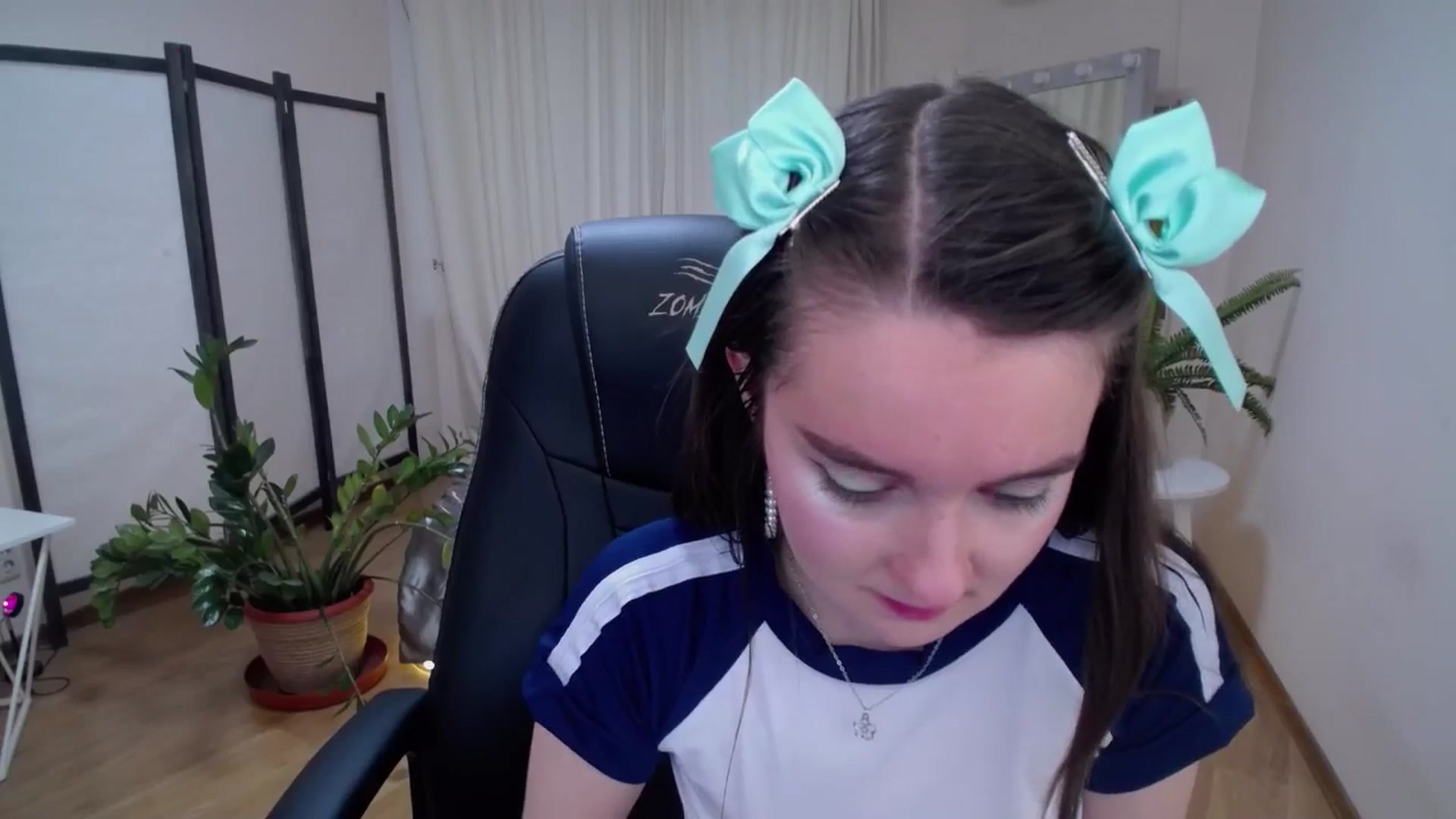 Gallery image thumbnail from Milim_Nava's myfreecams stream on, 06/24/2025, 09:39 image 19 of 20