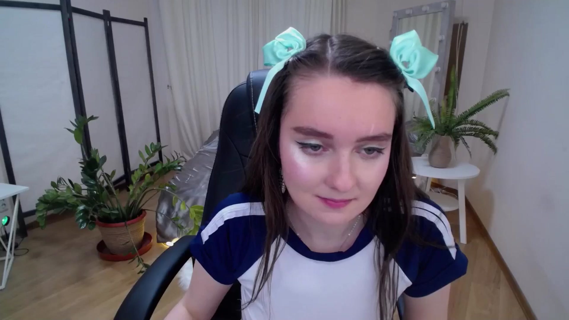 Gallery image thumbnail from Milim_Nava's myfreecams stream on, 06/24/2025, 09:39 image 4 of 20