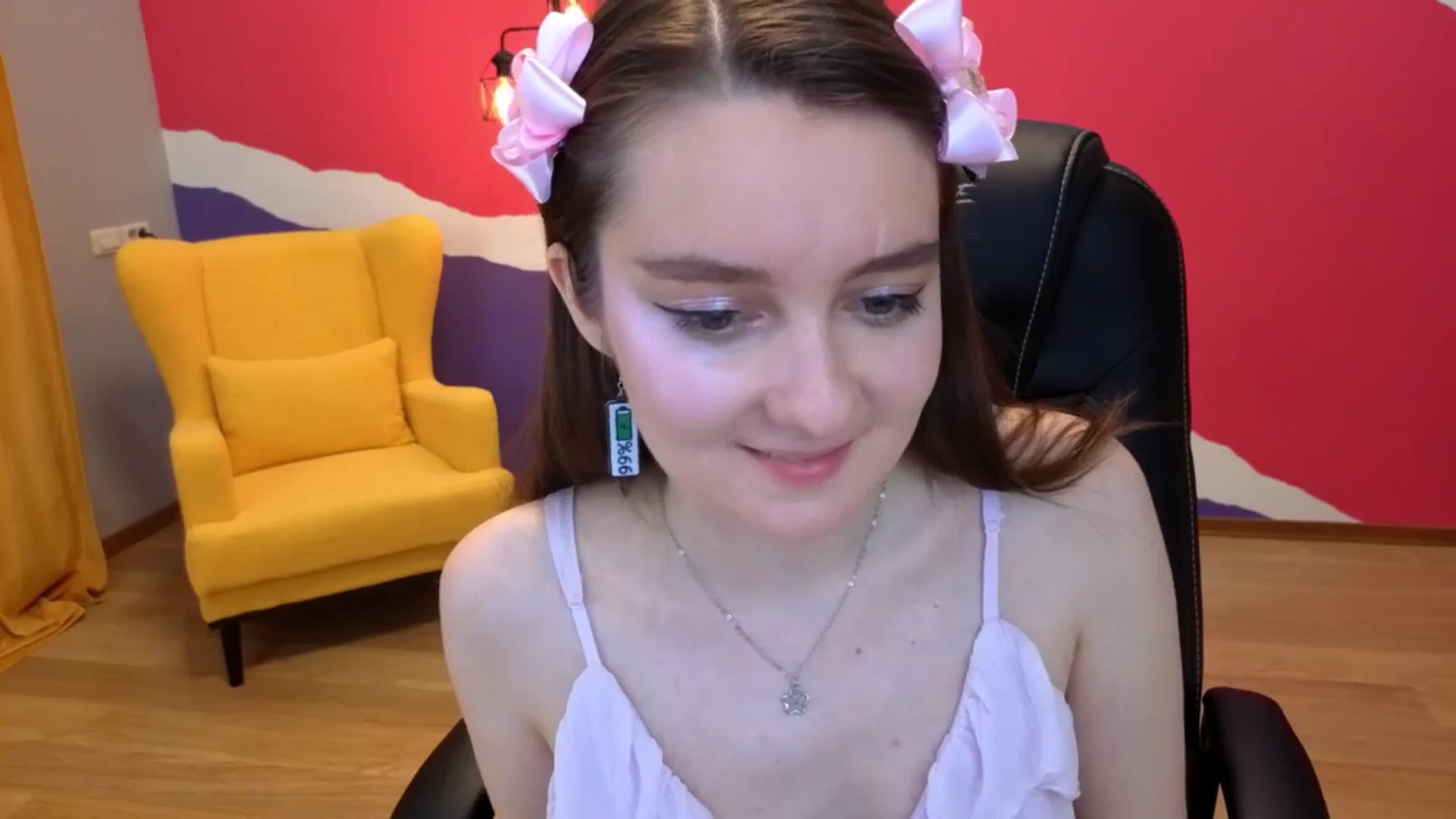 Gallery image thumbnail from Milim_Nava's myfreecams stream on, 06/25/2025, 05:15 image 13 of 20