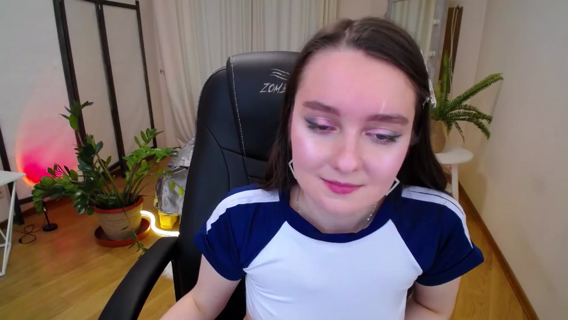 Gallery image thumbnail from Milim_Nava's myfreecams stream on, 06/26/2025, 05:51 image 17 of 20