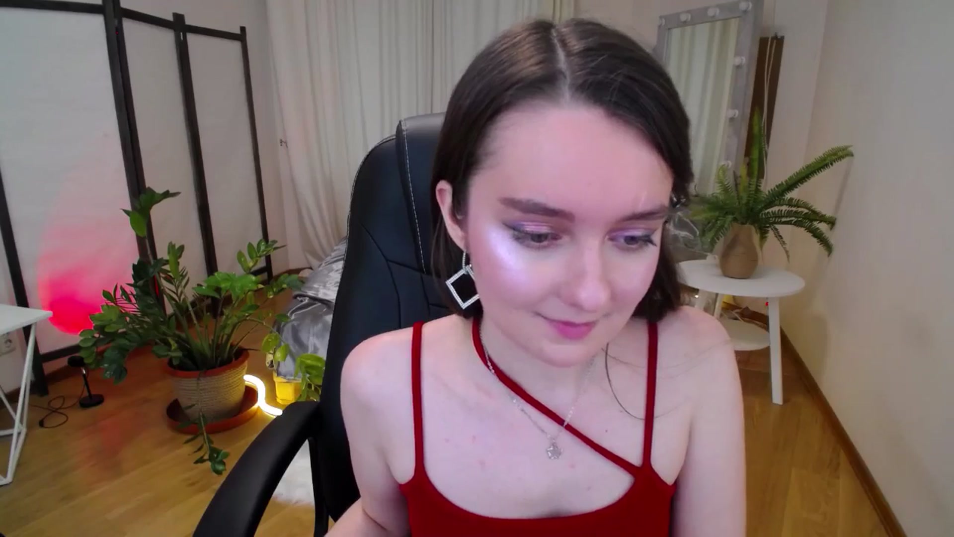 Gallery image thumbnail from Milim_Nava's myfreecams stream on, 06/26/2025, 10:31 image 12 of 20