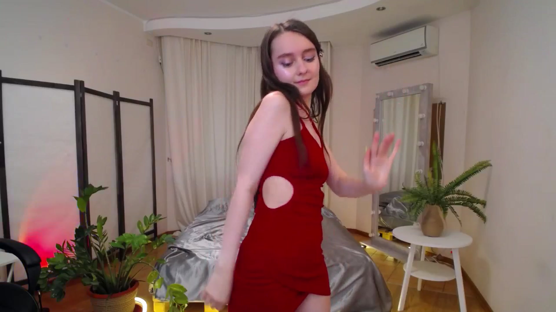 Gallery image thumbnail from Milim_Nava's myfreecams stream on, 06/26/2025, 10:31 image 16 of 20