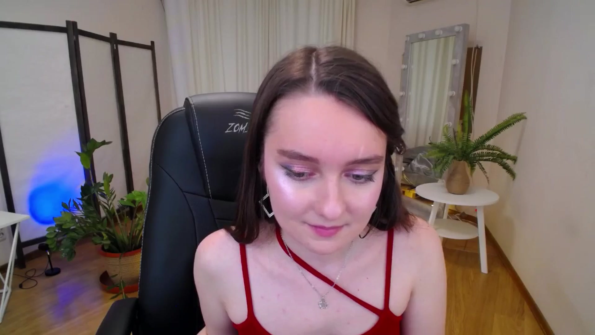 Gallery image thumbnail from Milim_Nava's myfreecams stream on, 06/26/2025, 10:31 image 10 of 20