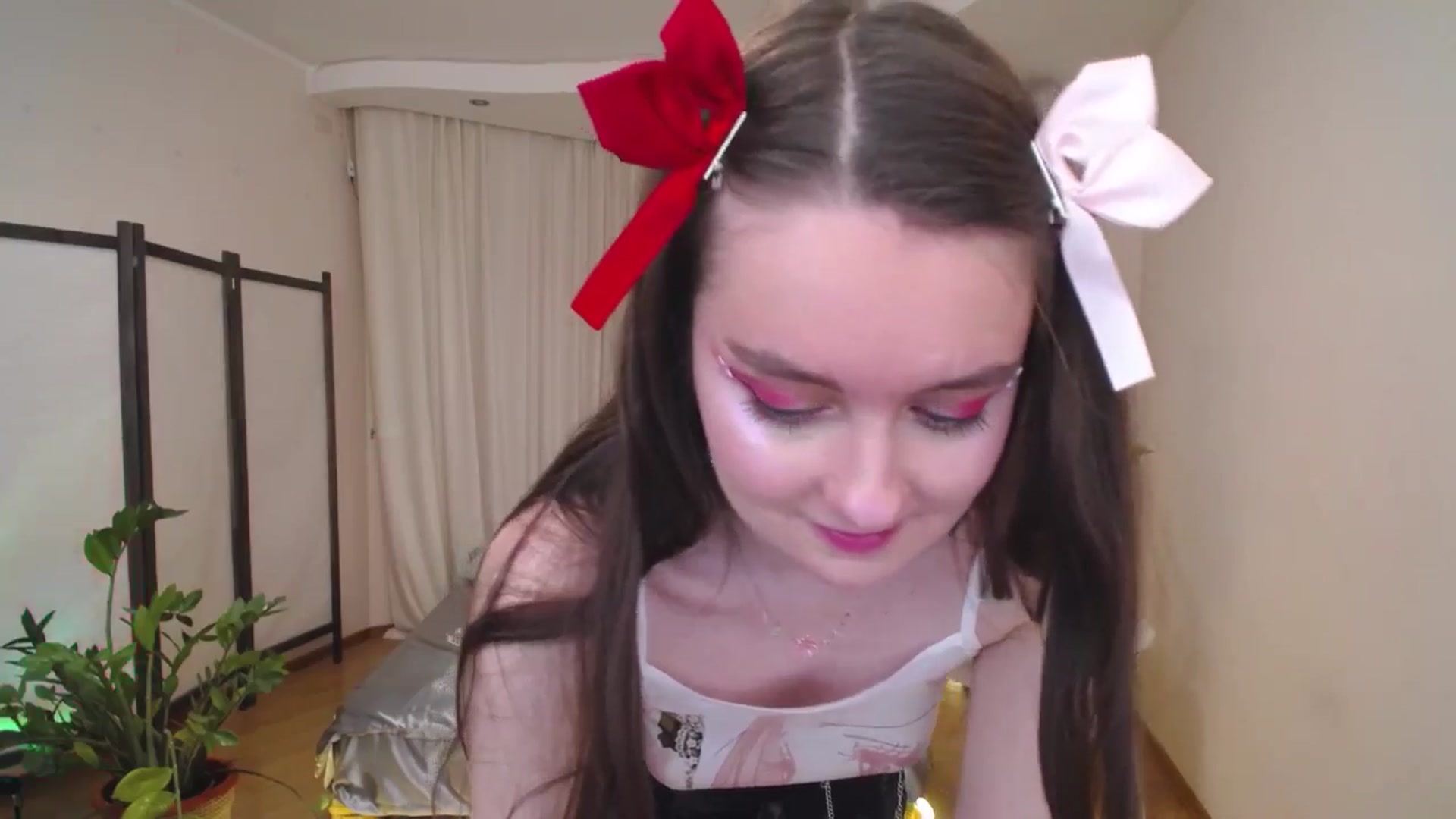 Gallery image thumbnail from Milim_Nava's myfreecams stream on, 06/28/2025, 18:25 image 8 of 20