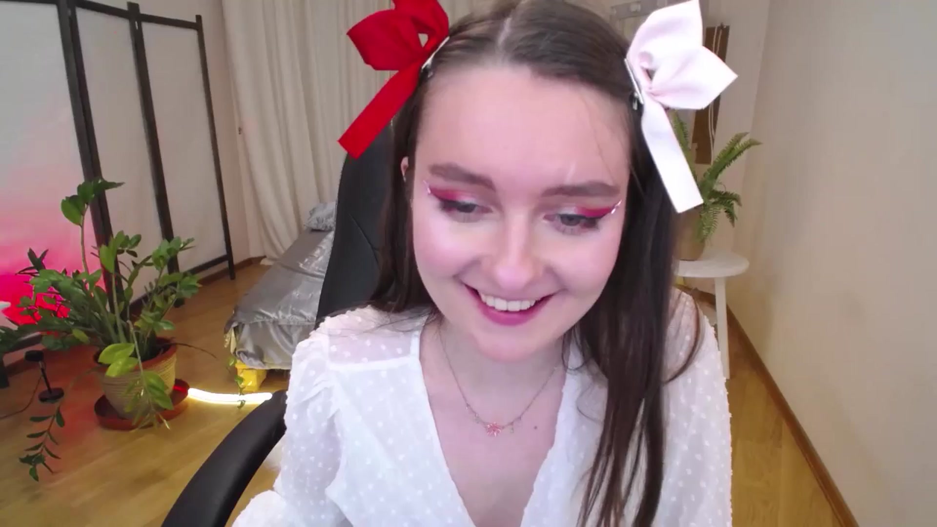 Gallery image thumbnail from Milim_Nava's myfreecams stream on, 06/28/2025, 22:39 image 17 of 20