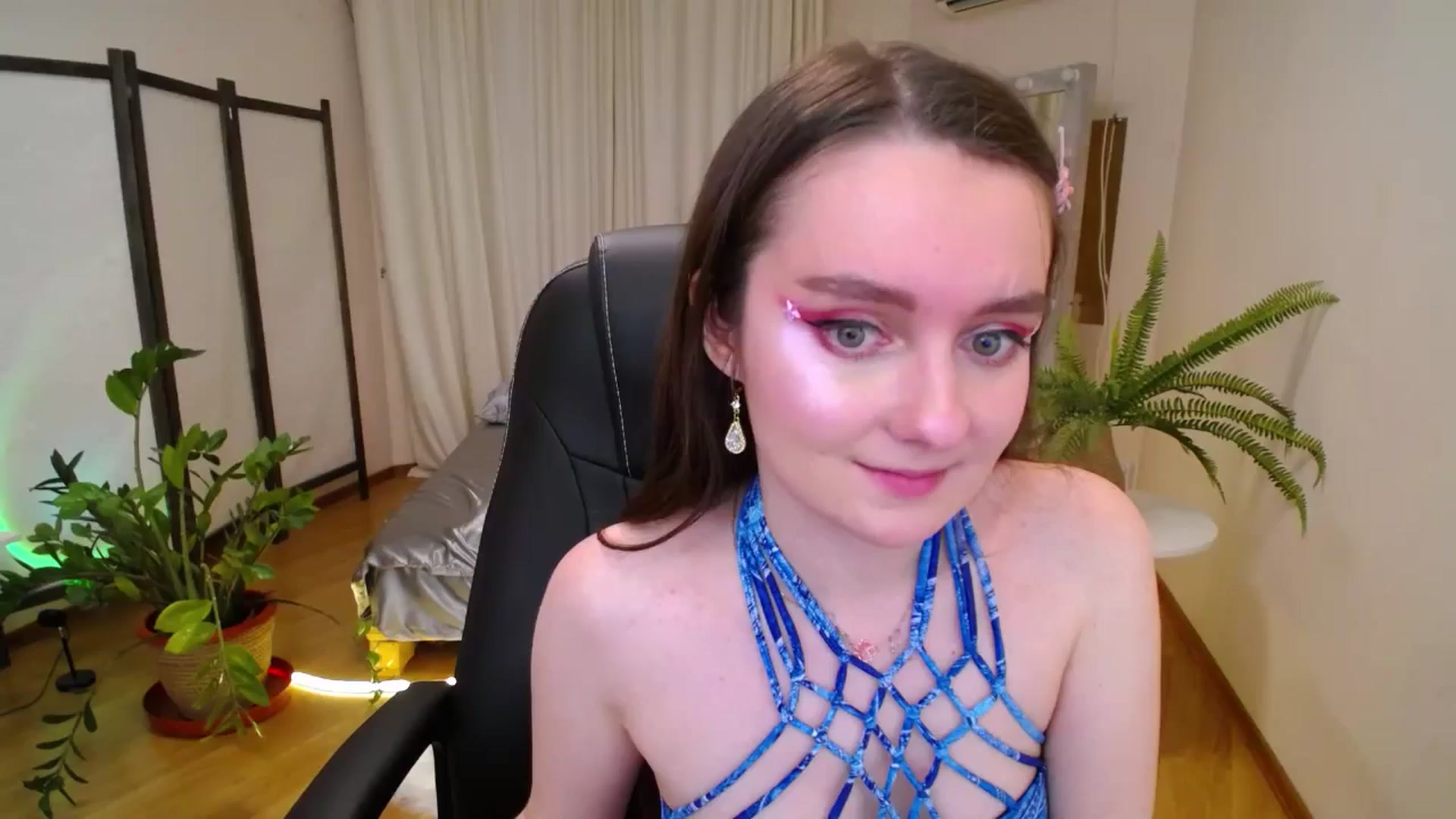 Gallery image thumbnail from Milim_Nava's myfreecams stream on, 06/29/2025, 01:26 image 12 of 20
