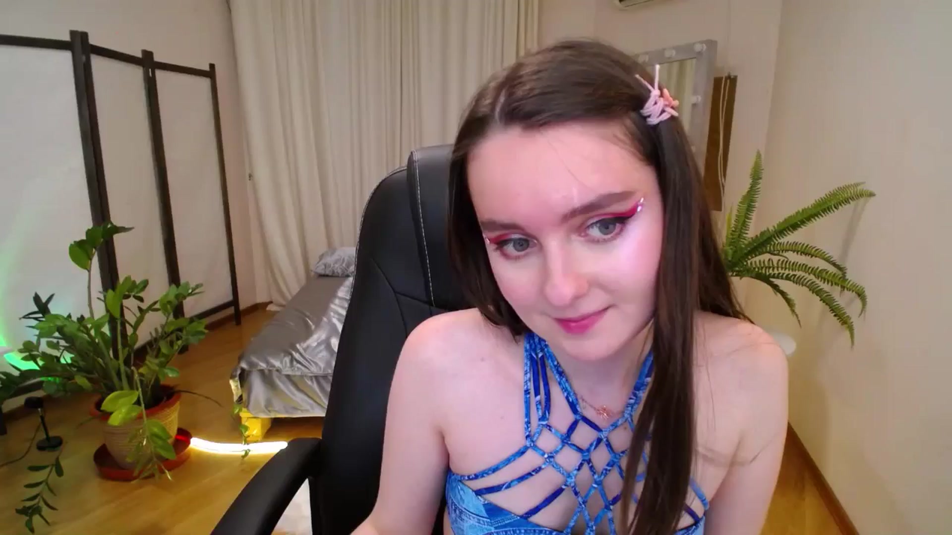 Gallery image thumbnail from Milim_Nava's myfreecams stream on, 06/29/2025, 01:26 image 16 of 20