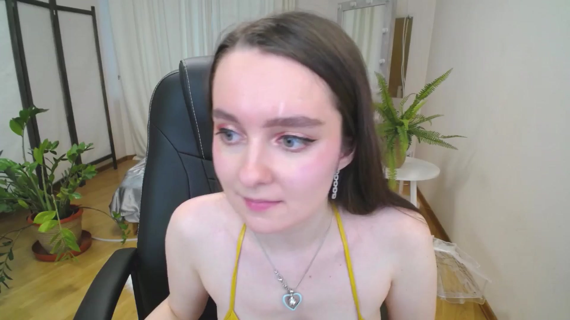 Gallery image thumbnail from Milim_Nava's myfreecams stream on, 07/03/2025, 08:13 image 15 of 20