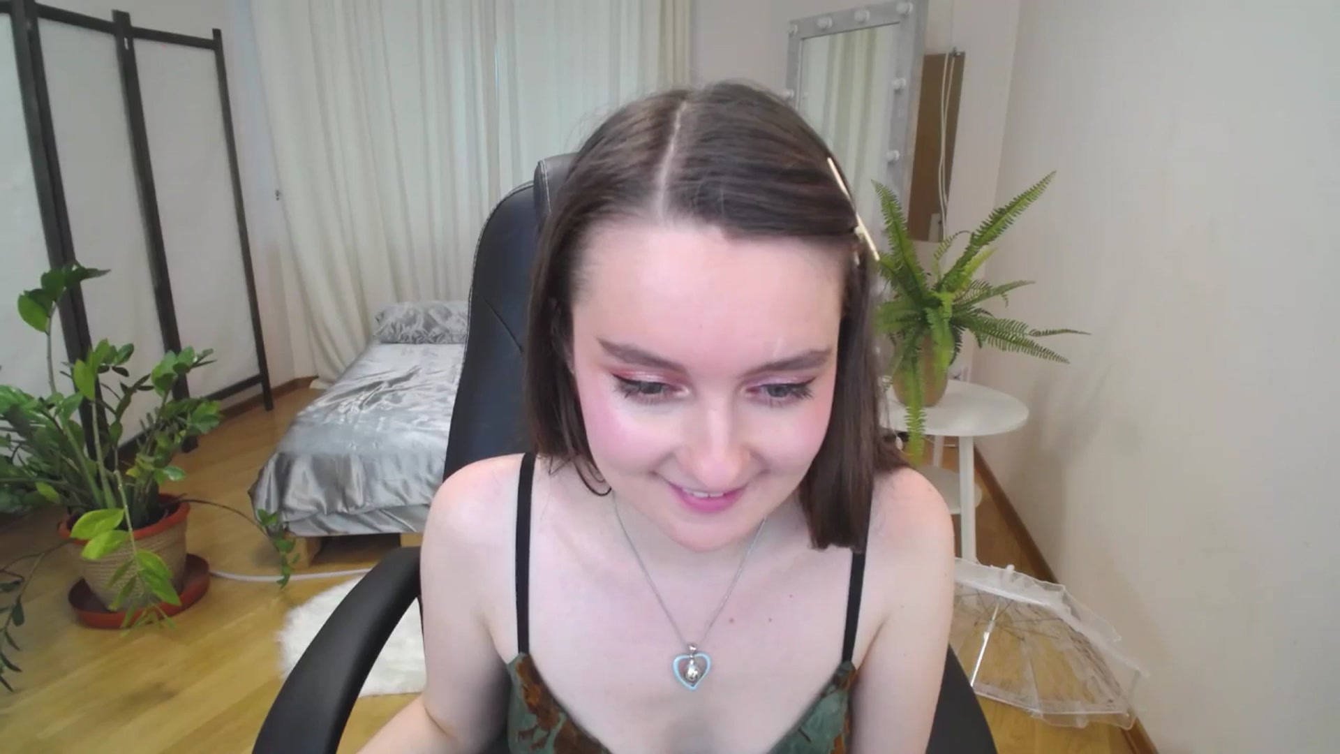 Gallery image thumbnail from Milim_Nava's myfreecams stream on, 07/03/2025, 10:52 image 19 of 20