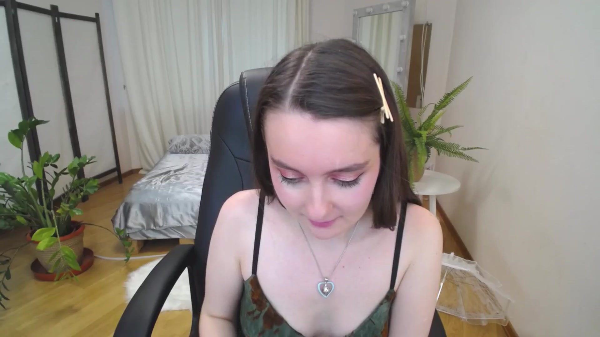Gallery image thumbnail from Milim_Nava's myfreecams stream on, 07/03/2025, 10:52 image 18 of 20