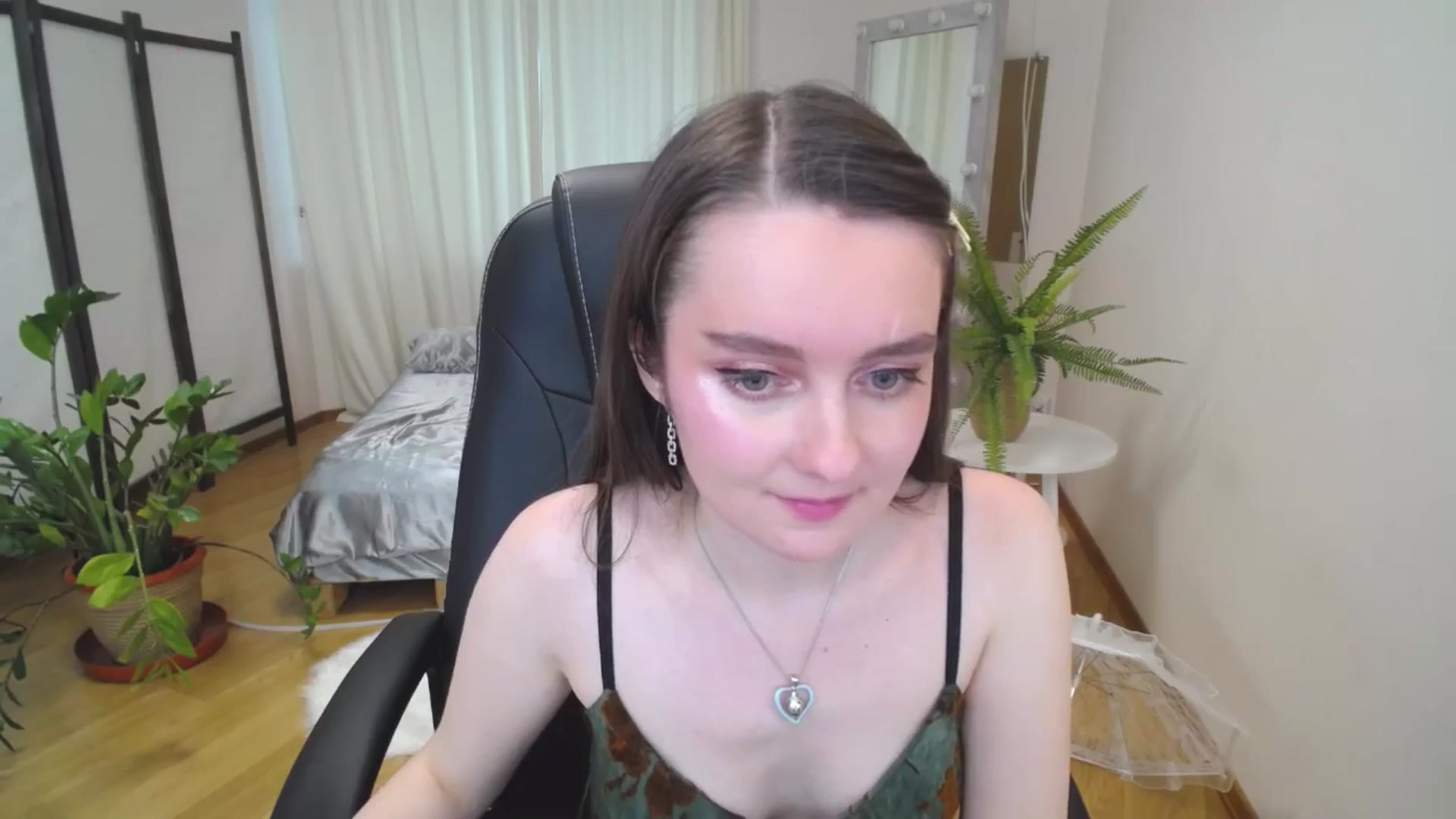 Gallery image thumbnail from Milim_Nava's myfreecams stream on, 07/03/2025, 10:52 image 12 of 20