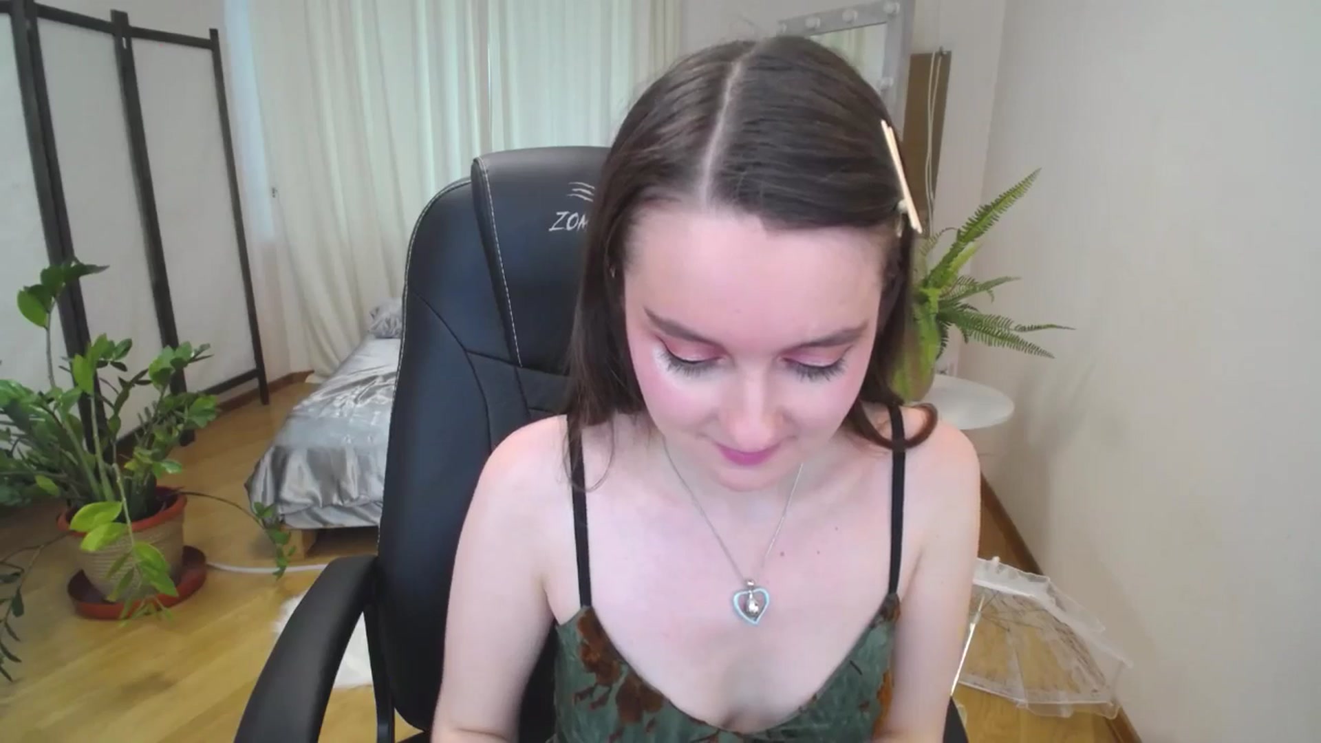 Gallery image thumbnail from Milim_Nava's myfreecams stream on, 07/03/2025, 10:52 image 11 of 20