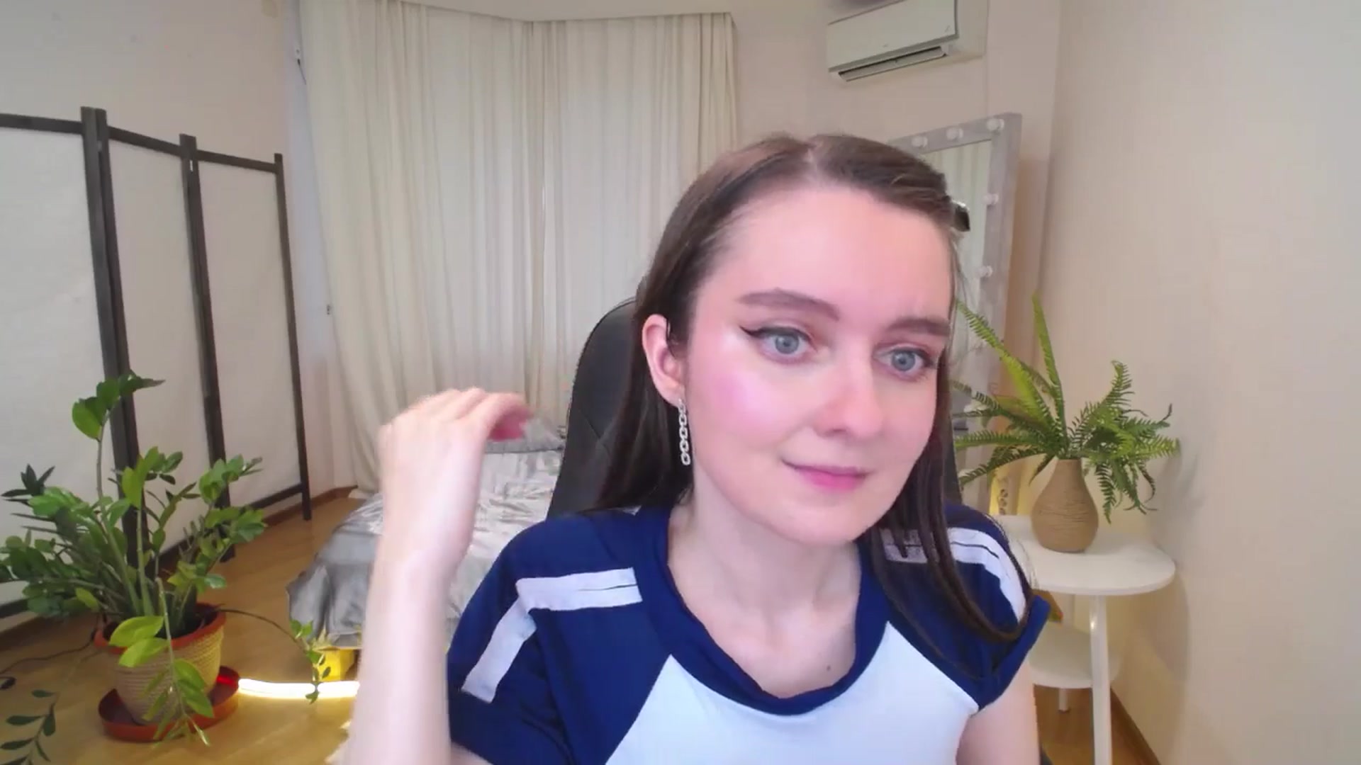 Gallery image thumbnail from Milim_Nava's myfreecams stream on, 07/05/2025, 07:50 image 2 of 20