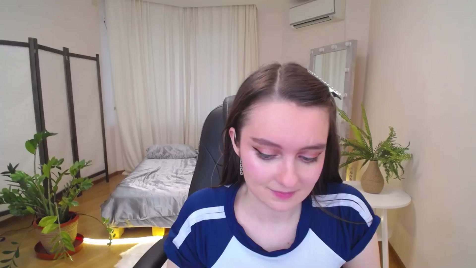 Gallery image thumbnail from Milim_Nava's myfreecams stream on, 07/05/2025, 07:50 image 1 of 20