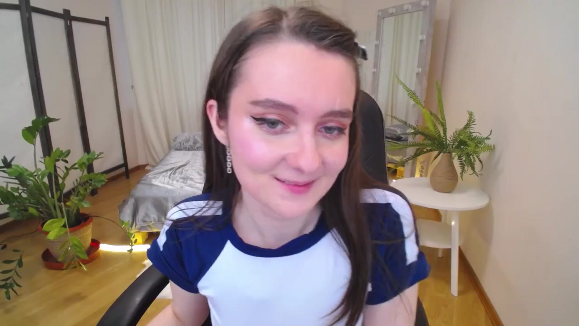 Gallery image thumbnail from Milim_Nava's myfreecams stream on, 07/05/2025, 08:27 image 15 of 20
