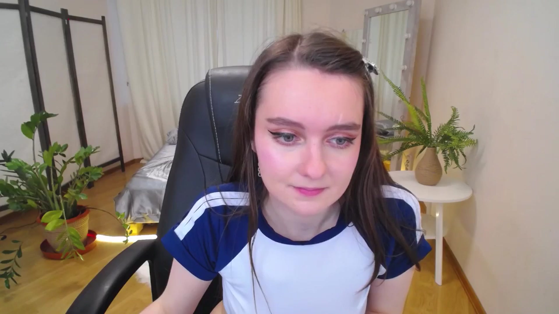 Gallery image thumbnail from Milim_Nava's myfreecams stream on, 07/05/2025, 08:27 image 6 of 20