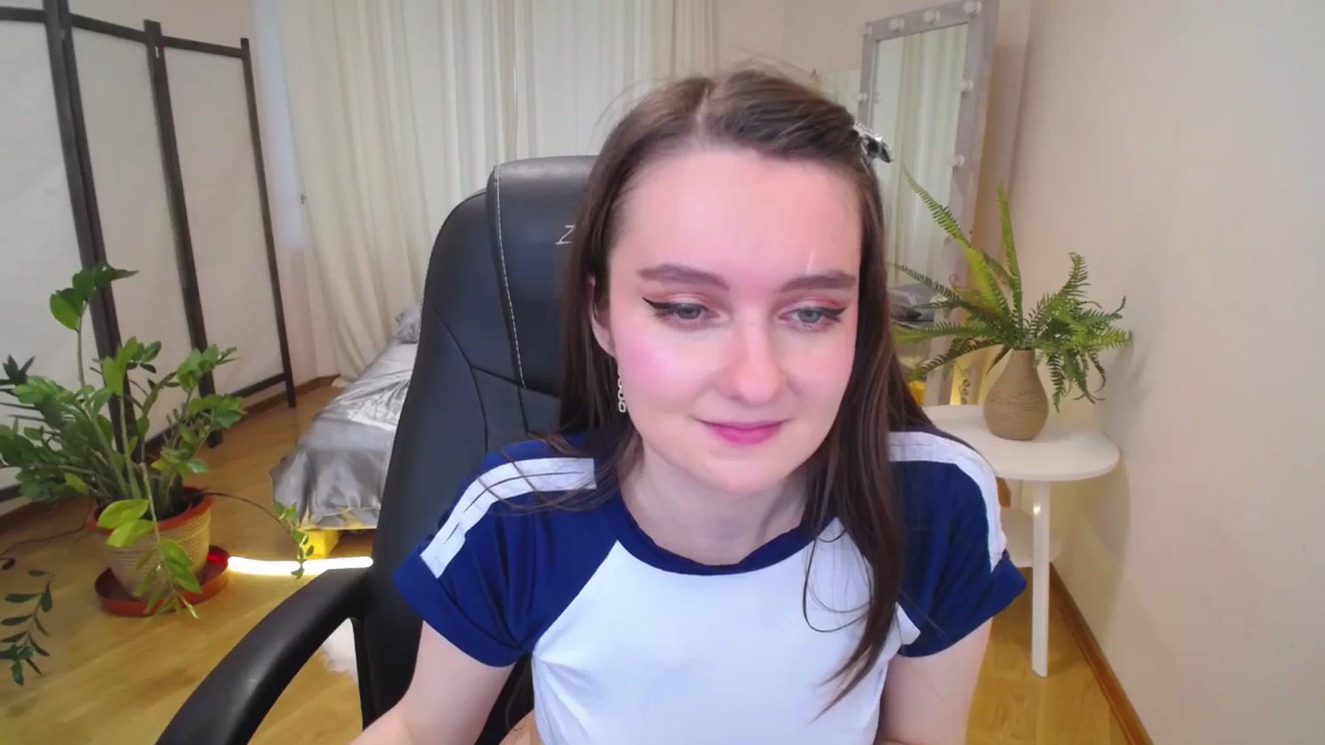 Gallery image thumbnail from Milim_Nava's myfreecams stream on, 07/05/2025, 08:27 image 8 of 20