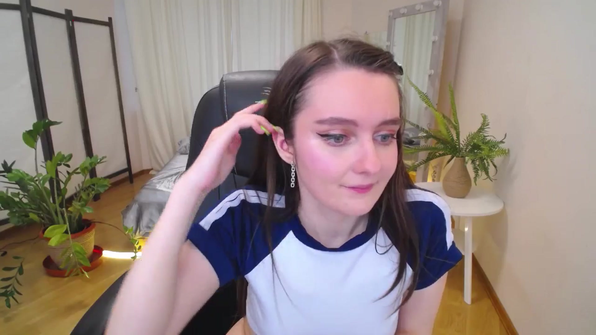 Gallery image thumbnail from Milim_Nava's myfreecams stream on, 07/05/2025, 08:27 image 7 of 20