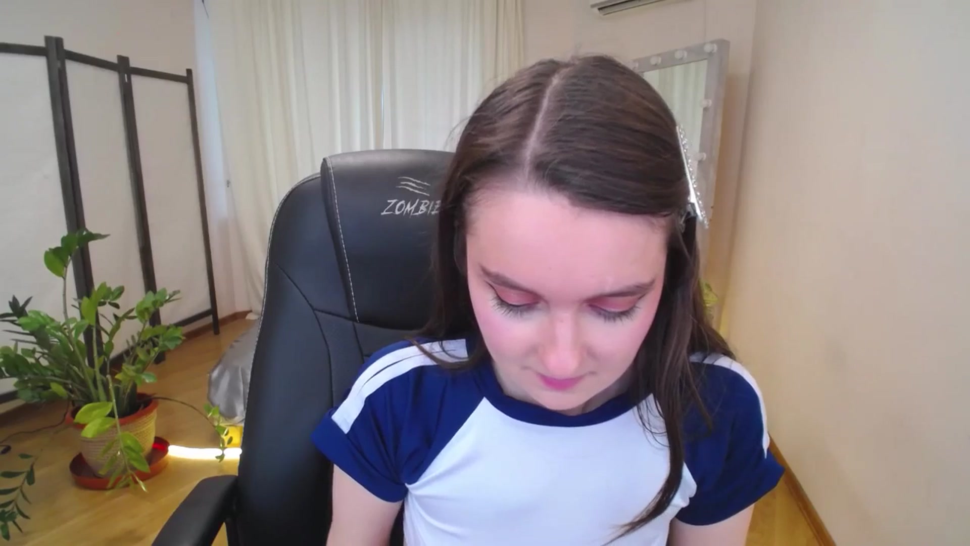Gallery image thumbnail from Milim_Nava's myfreecams stream on, 07/05/2025, 09:48 image 15 of 20