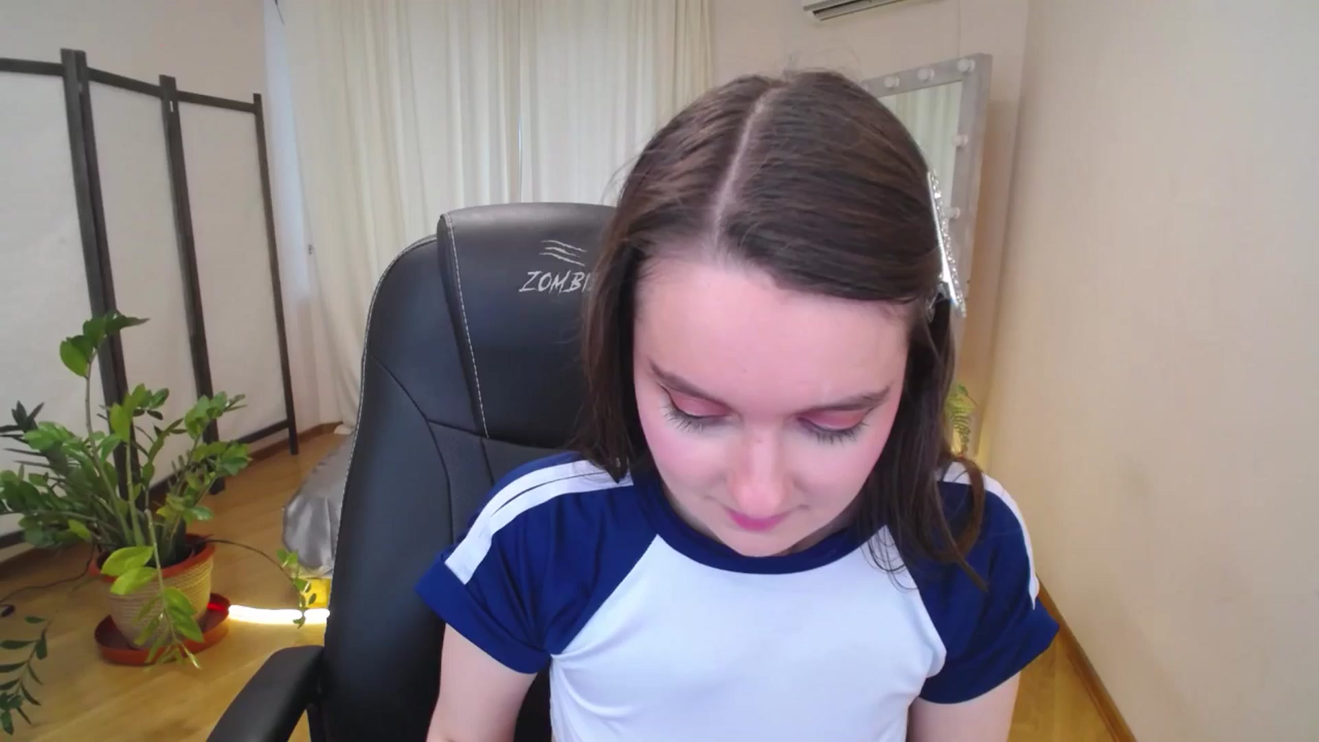 Gallery image thumbnail from Milim_Nava's myfreecams stream on, 07/05/2025, 09:48 image 14 of 20