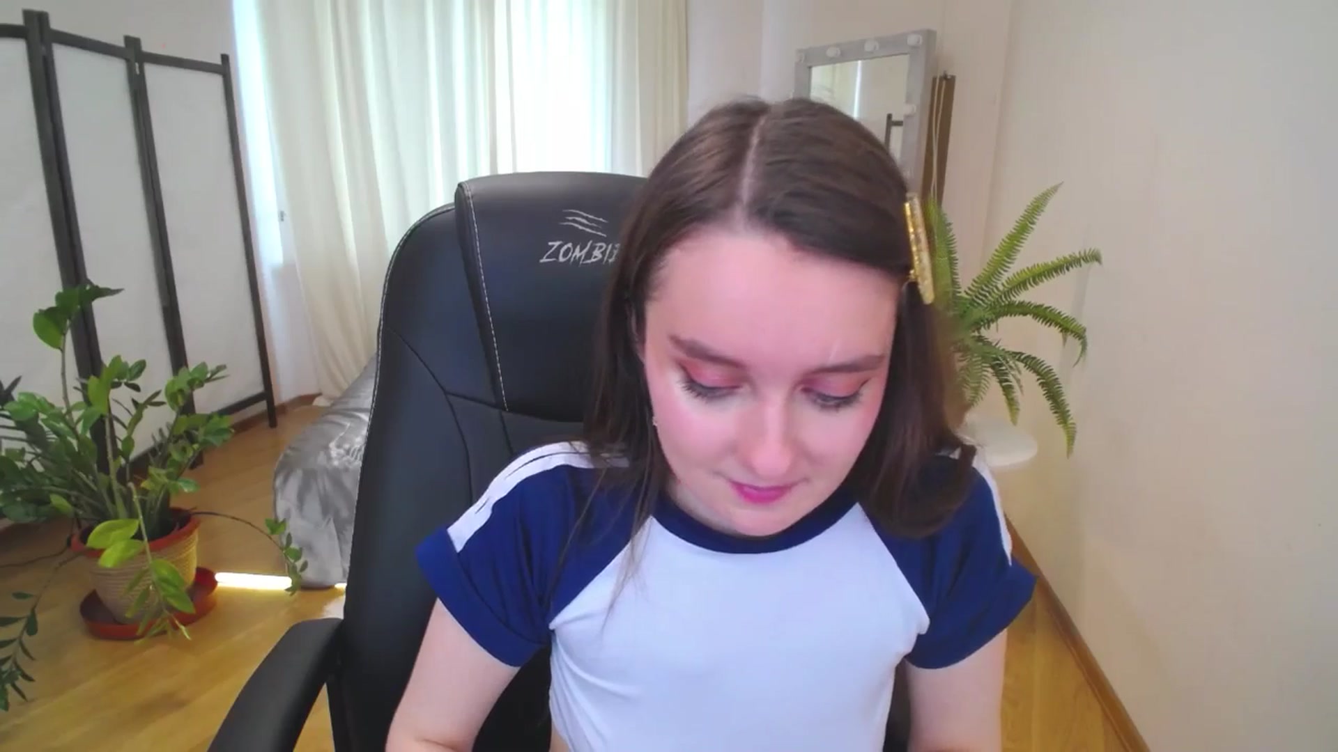 Gallery image thumbnail from Milim_Nava's myfreecams stream on, 07/07/2025, 11:31 image 8 of 20