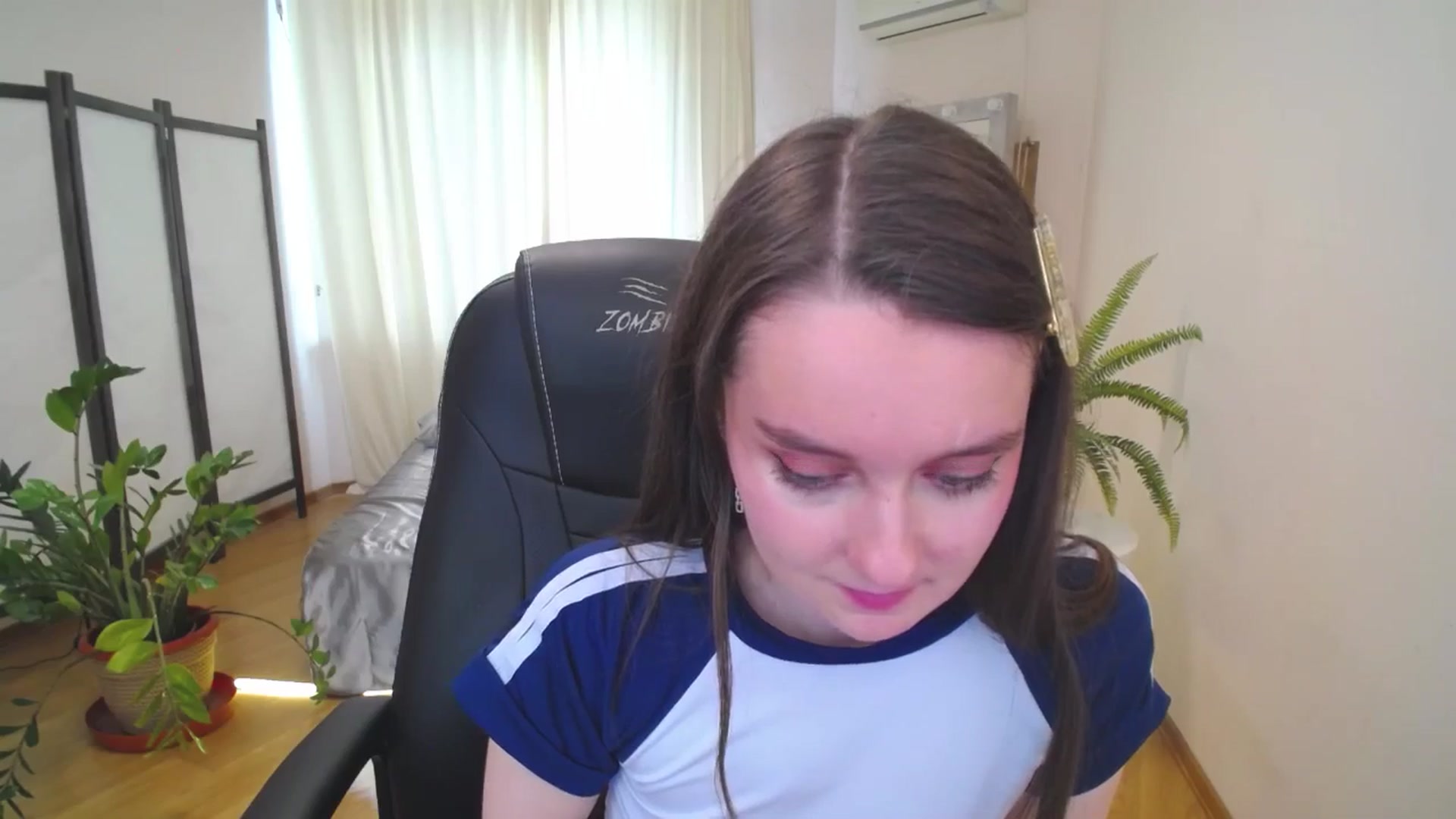 Gallery image thumbnail from Milim_Nava's myfreecams stream on, 07/07/2025, 12:15 image 18 of 20