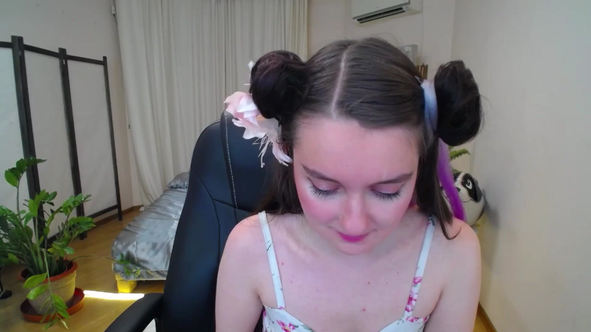 Gallery image thumbnail from Milim_Nava's myfreecams stream on, 07/14/2025, 19:53 image 15 of 20