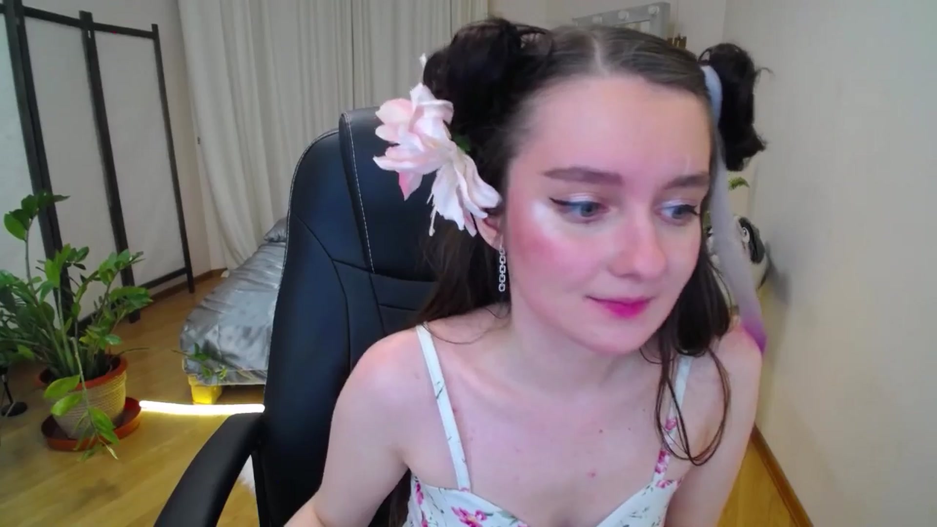 Gallery image thumbnail from Milim_Nava's myfreecams stream on, 07/14/2025, 19:53 image 5 of 20