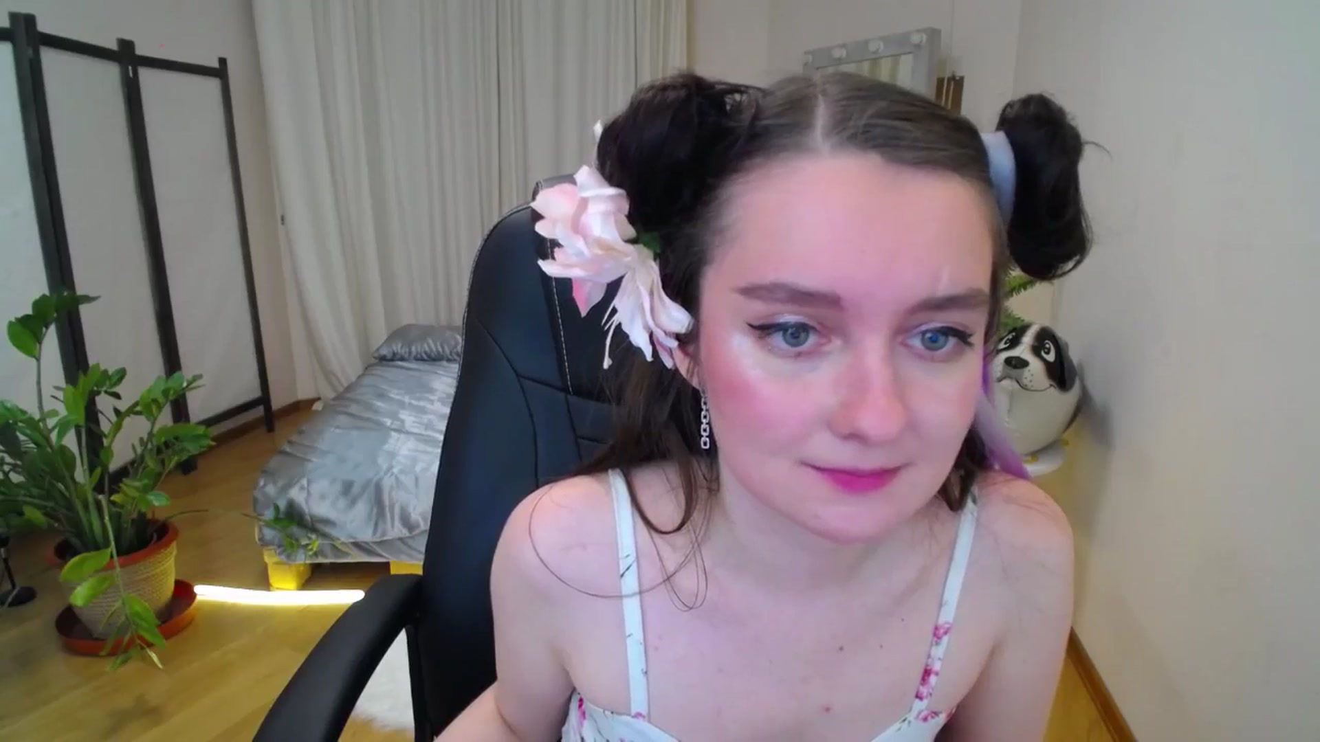 Gallery image thumbnail from Milim_Nava's myfreecams stream on, 07/14/2025, 19:53 image 13 of 20