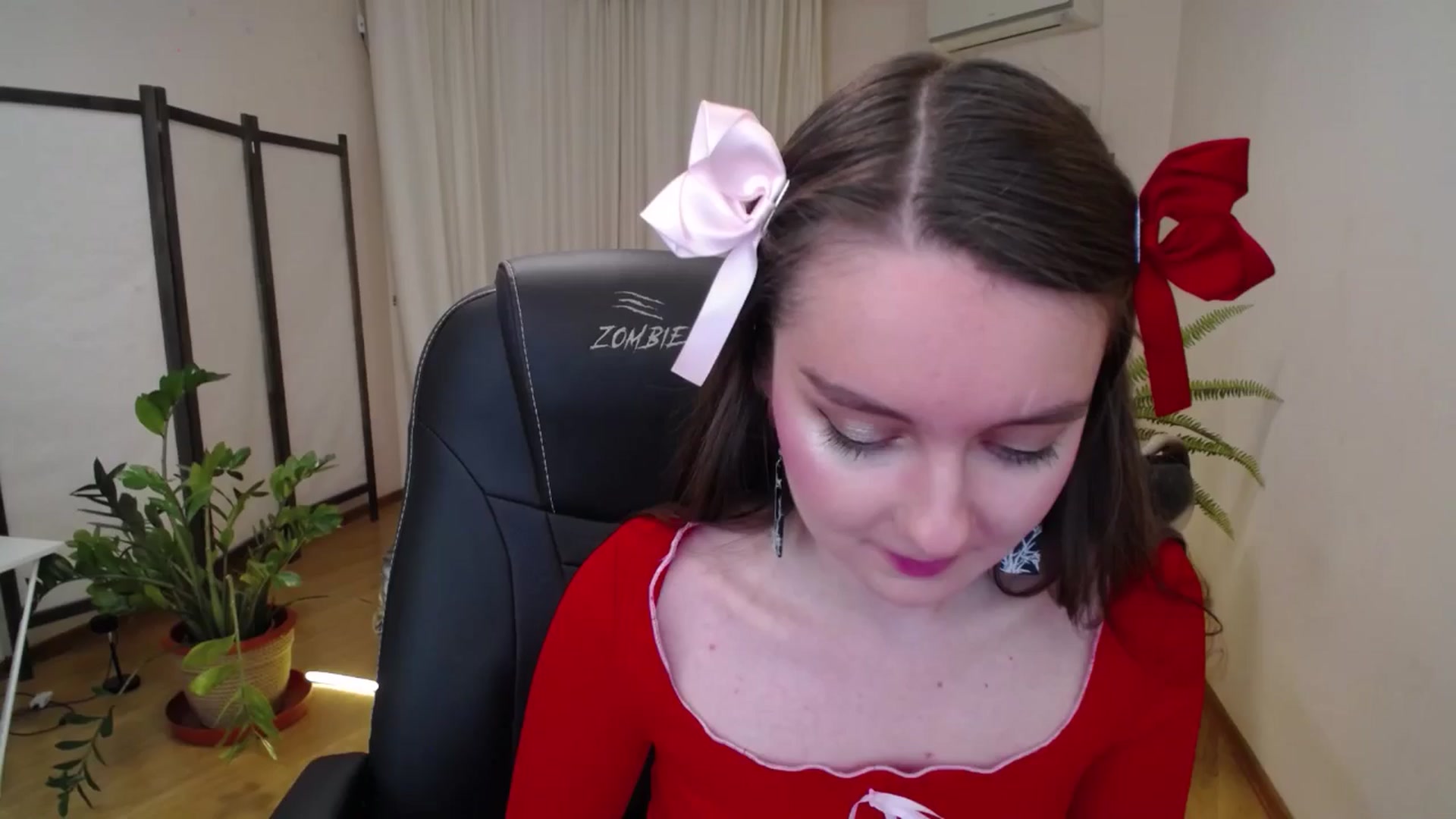 Gallery image thumbnail from Milim_Nava's myfreecams stream on, 07/15/2025, 18:53 image 12 of 20