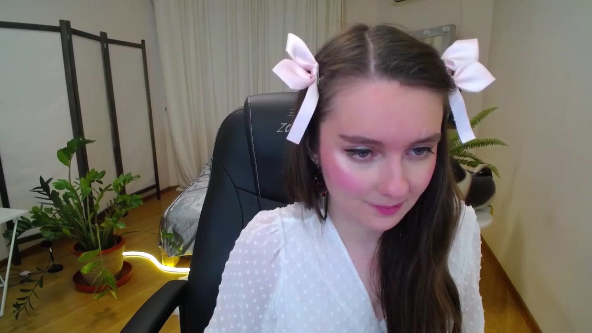 Gallery image thumbnail from Milim_Nava's myfreecams stream on, 07/18/2025, 08:31 image 14 of 20