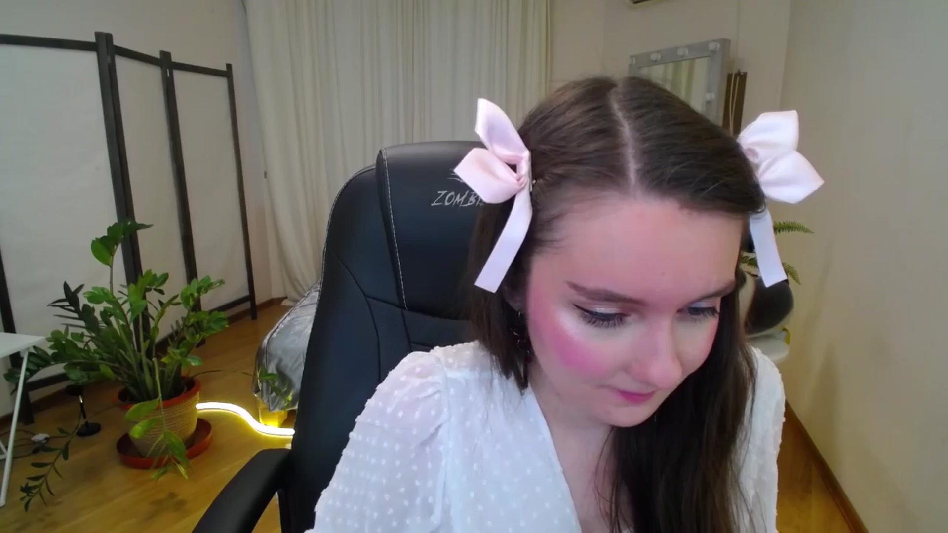 Gallery image thumbnail from Milim_Nava's myfreecams stream on, 07/18/2025, 08:31 image 10 of 20