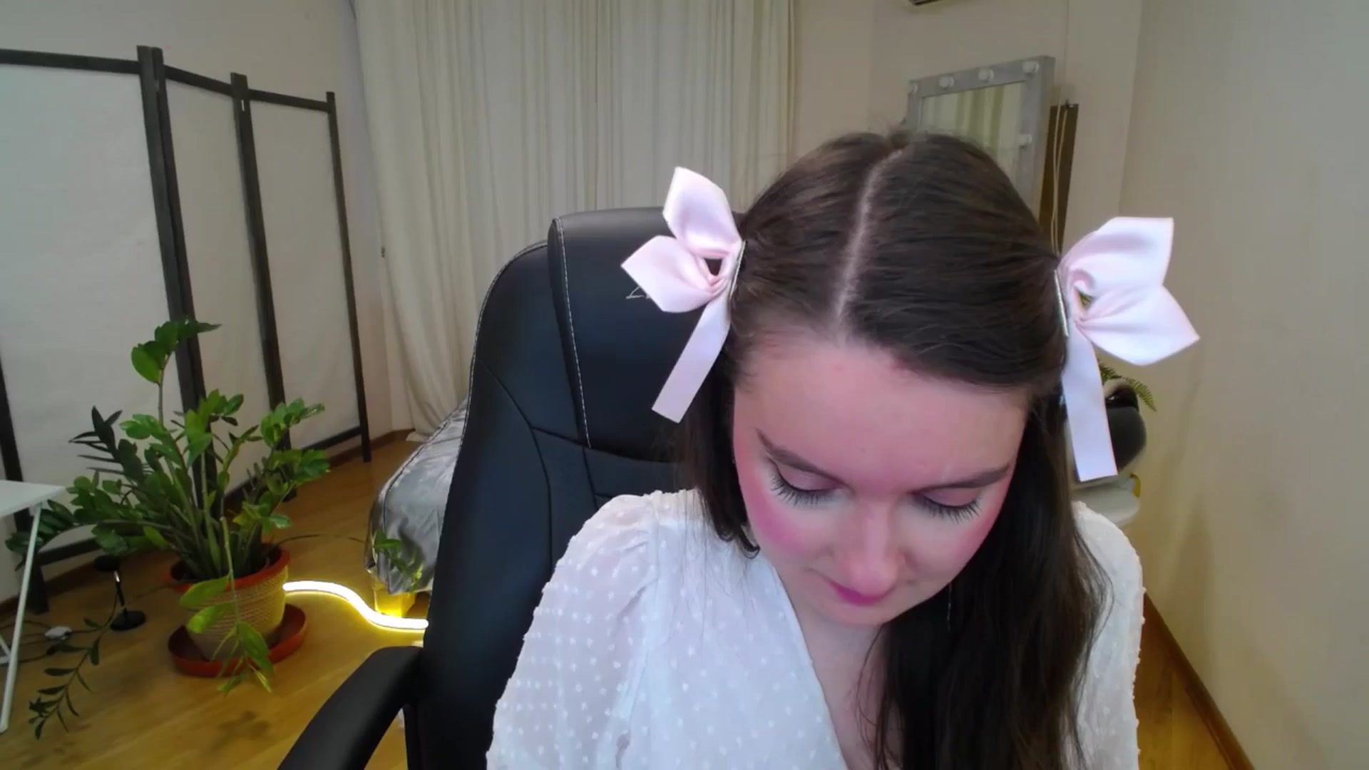 Gallery image thumbnail from Milim_Nava's myfreecams stream on, 07/18/2025, 08:31 image 11 of 20