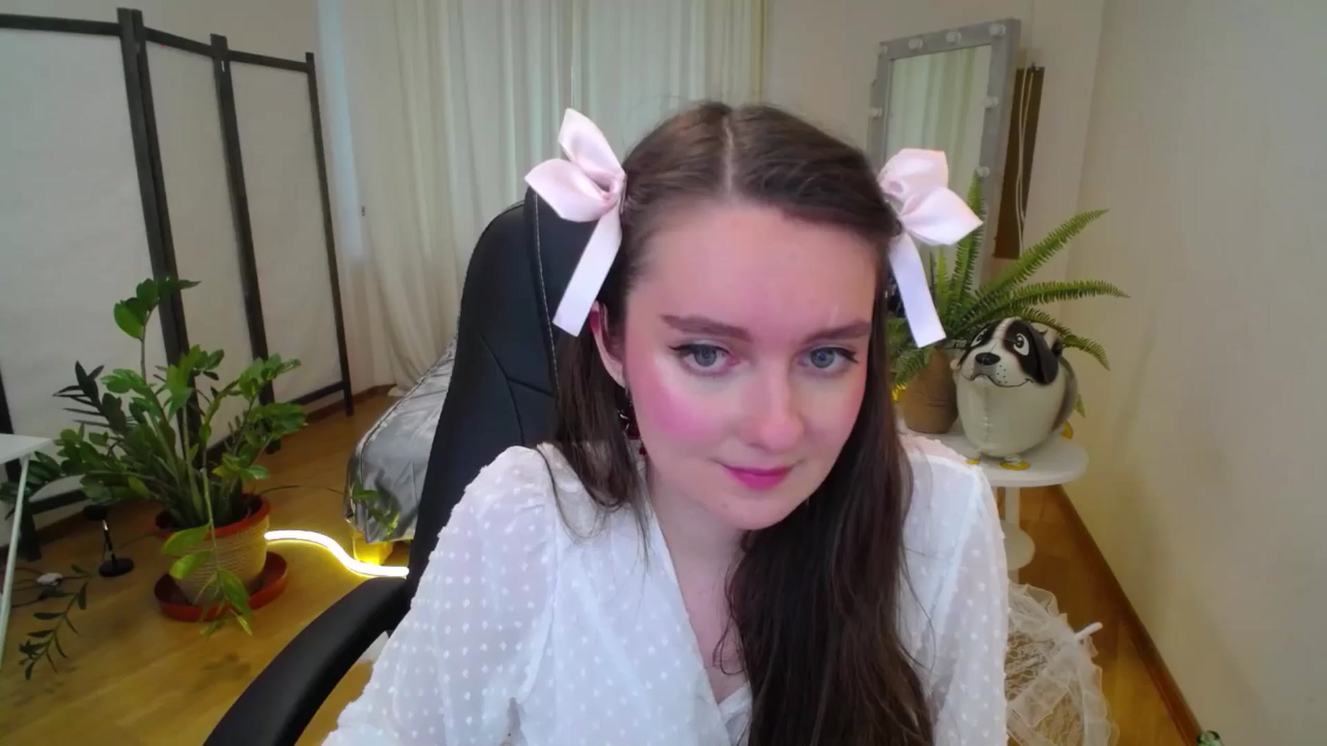 Gallery image thumbnail from Milim_Nava's myfreecams stream on, 07/18/2025, 09:50 image 11 of 20