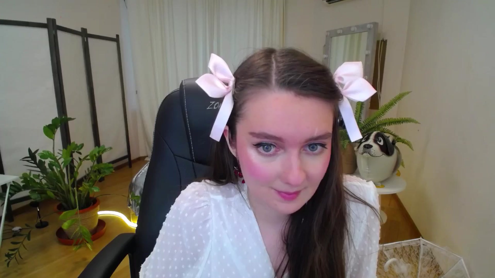 Gallery image thumbnail from Milim_Nava's myfreecams stream on, 07/18/2025, 09:50 image 4 of 20