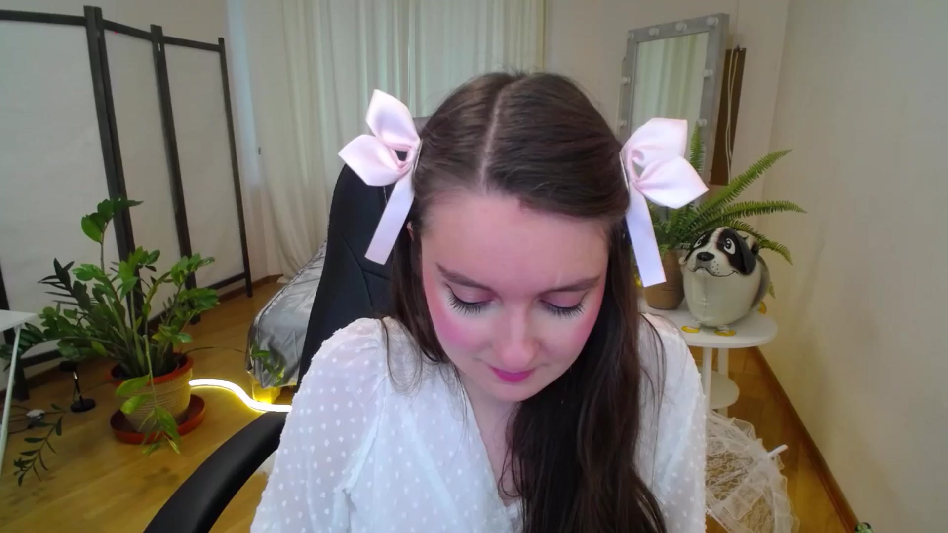 Gallery image thumbnail from Milim_Nava's myfreecams stream on, 07/18/2025, 09:50 image 16 of 20