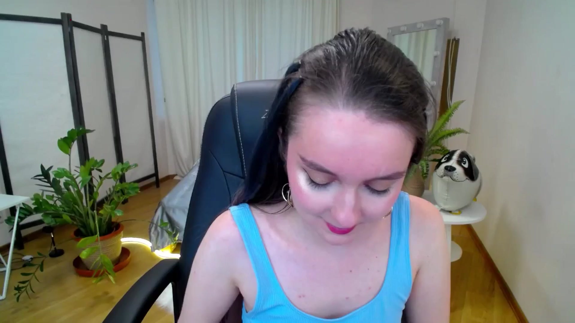 Gallery image thumbnail from Milim_Nava's myfreecams stream on, 07/19/2025, 08:18 image 4 of 20