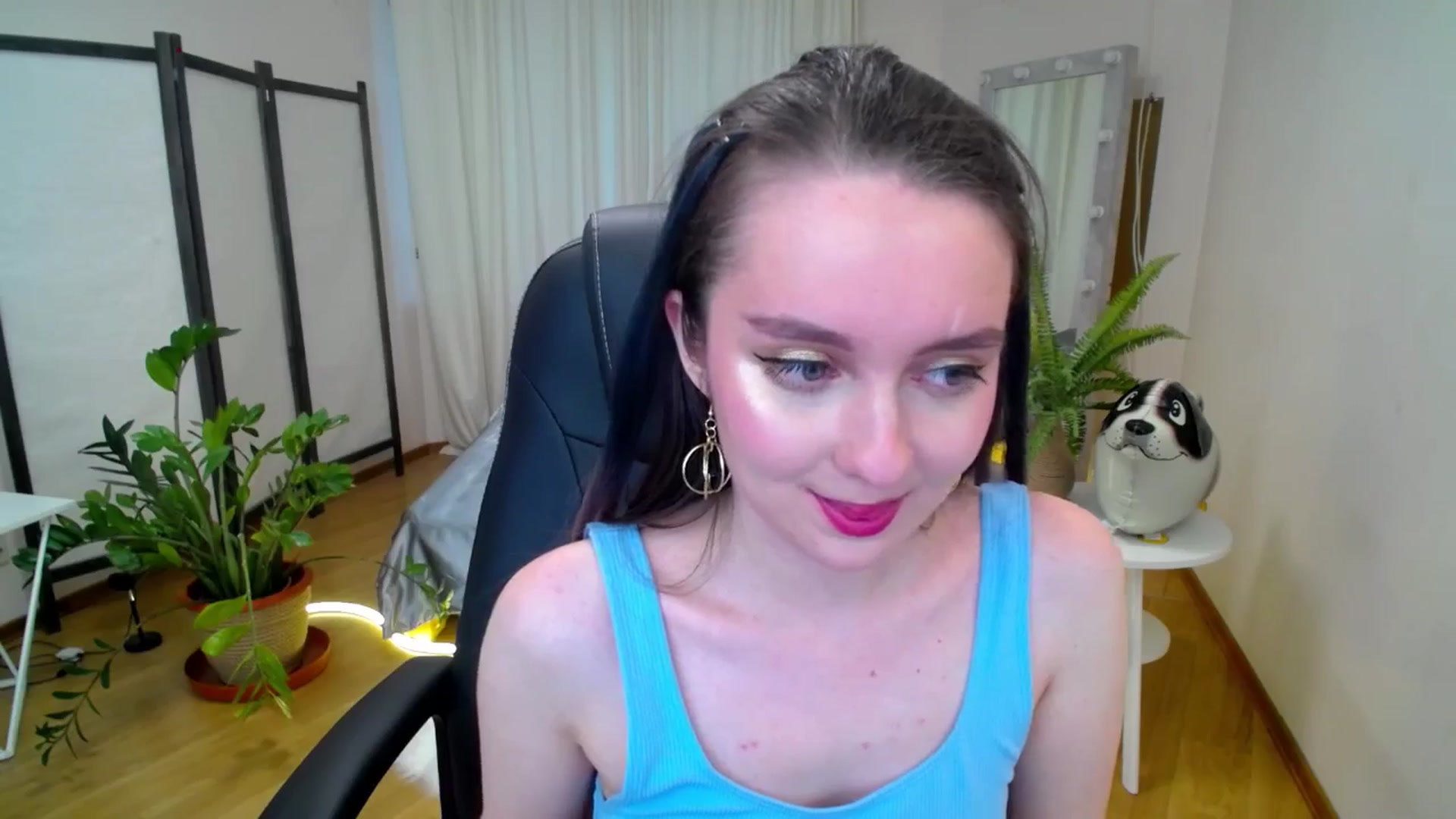 Gallery image thumbnail from Milim_Nava's myfreecams stream on, 07/19/2025, 08:18 image 6 of 20