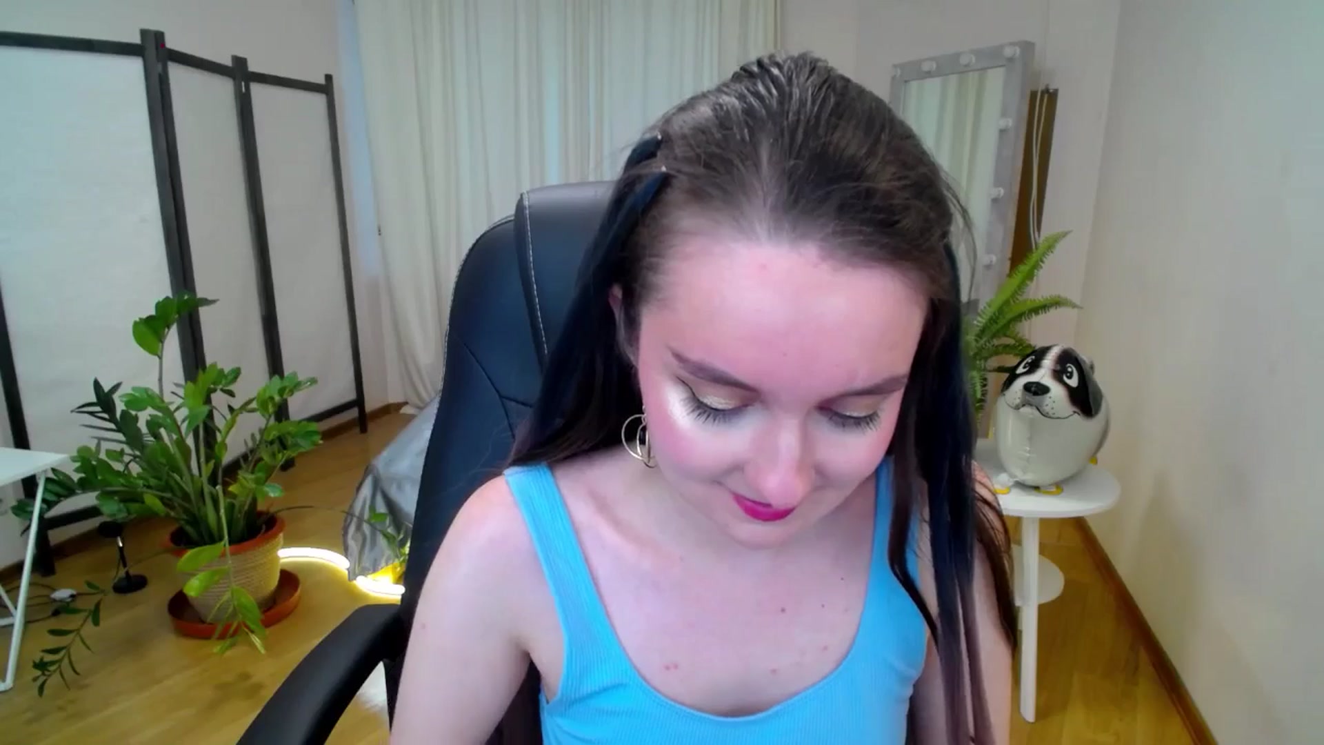 Gallery image thumbnail from Milim_Nava's myfreecams stream on, 07/19/2025, 08:18 image 3 of 20