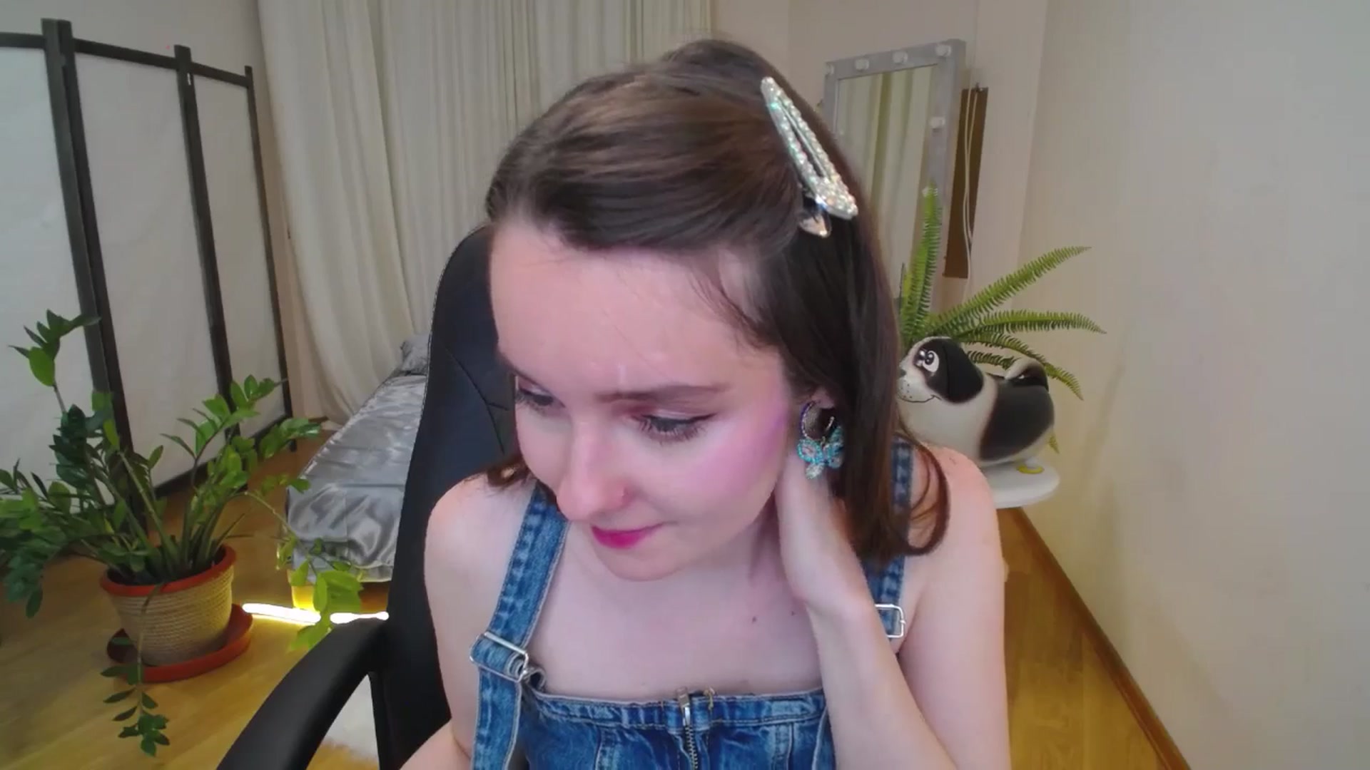 Gallery image thumbnail from Milim_Nava's myfreecams stream on, 07/27/2025, 18:32 image 13 of 20