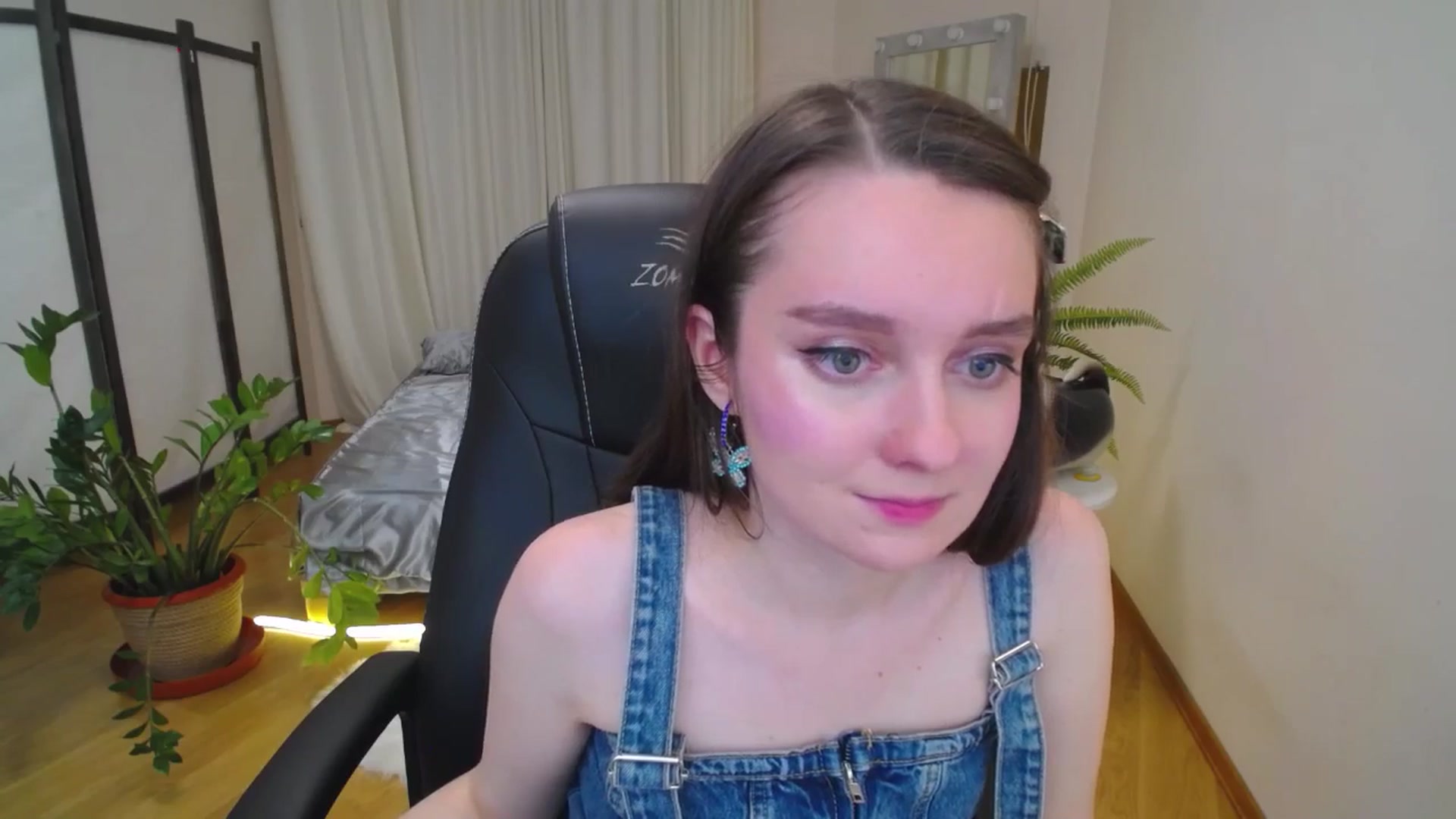 Gallery image thumbnail from Milim_Nava's myfreecams stream on, 07/27/2025, 19:56 image 7 of 20