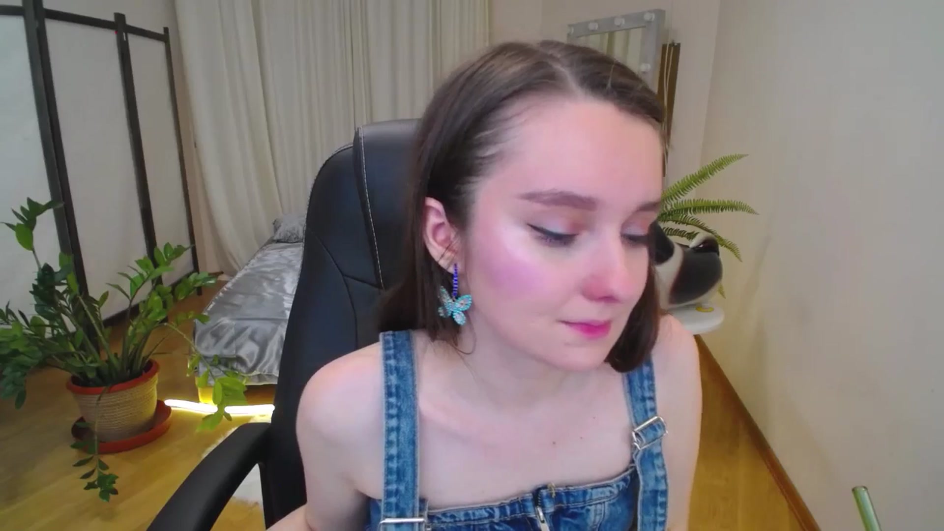 Gallery image thumbnail from Milim_Nava's myfreecams stream on, 07/27/2025, 19:56 image 9 of 20