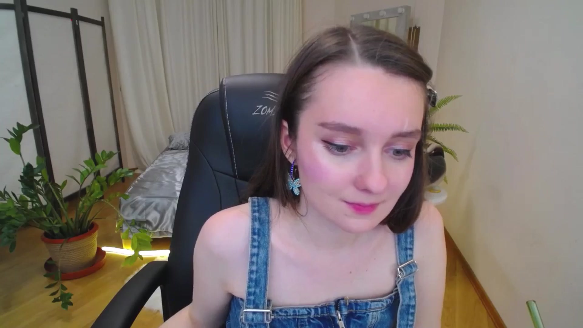 Gallery image thumbnail from Milim_Nava's myfreecams stream on, 07/27/2025, 19:56 image 10 of 20