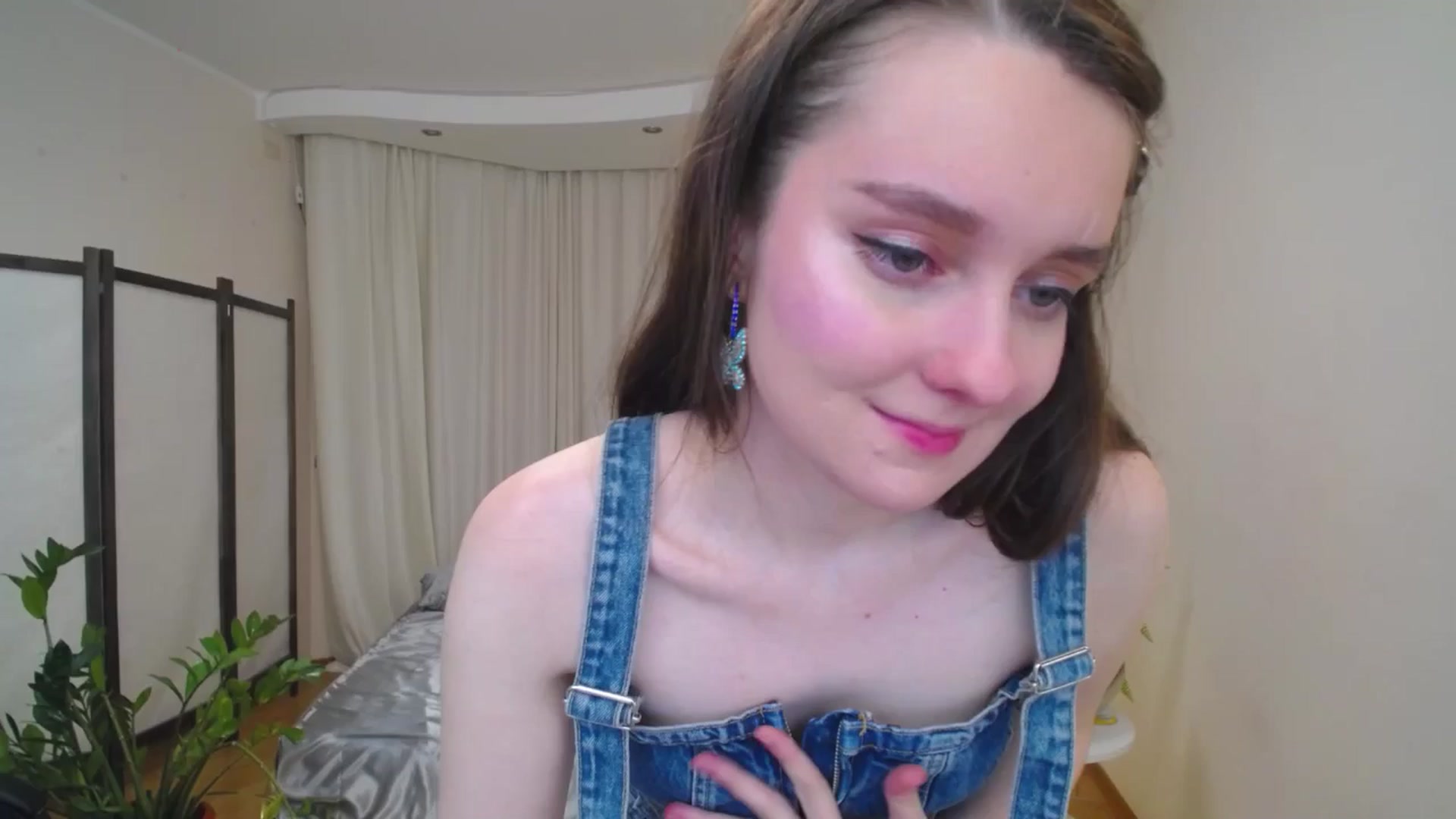 Gallery image thumbnail from Milim_Nava's myfreecams stream on, 07/27/2025, 19:56 image 13 of 20