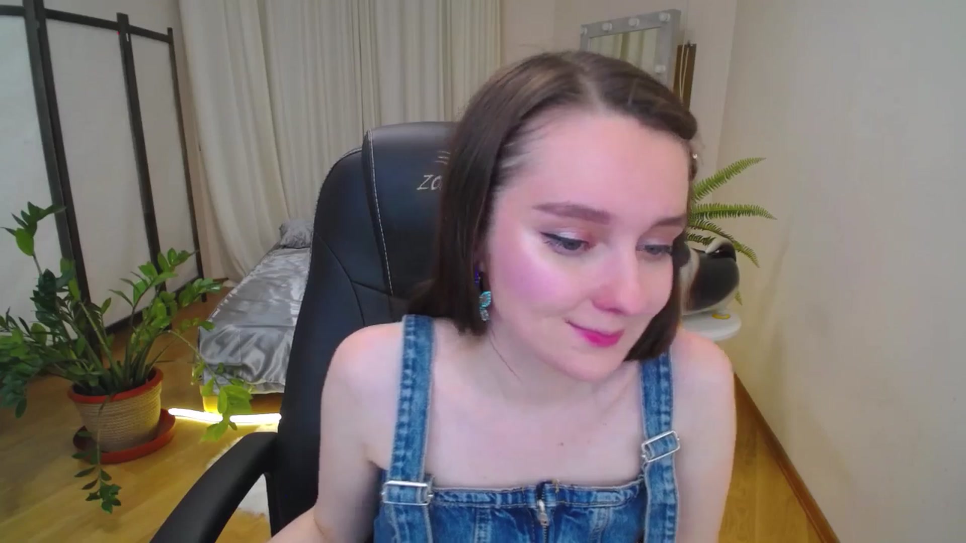 Gallery image thumbnail from Milim_Nava's myfreecams stream on, 07/27/2025, 19:56 image 4 of 20