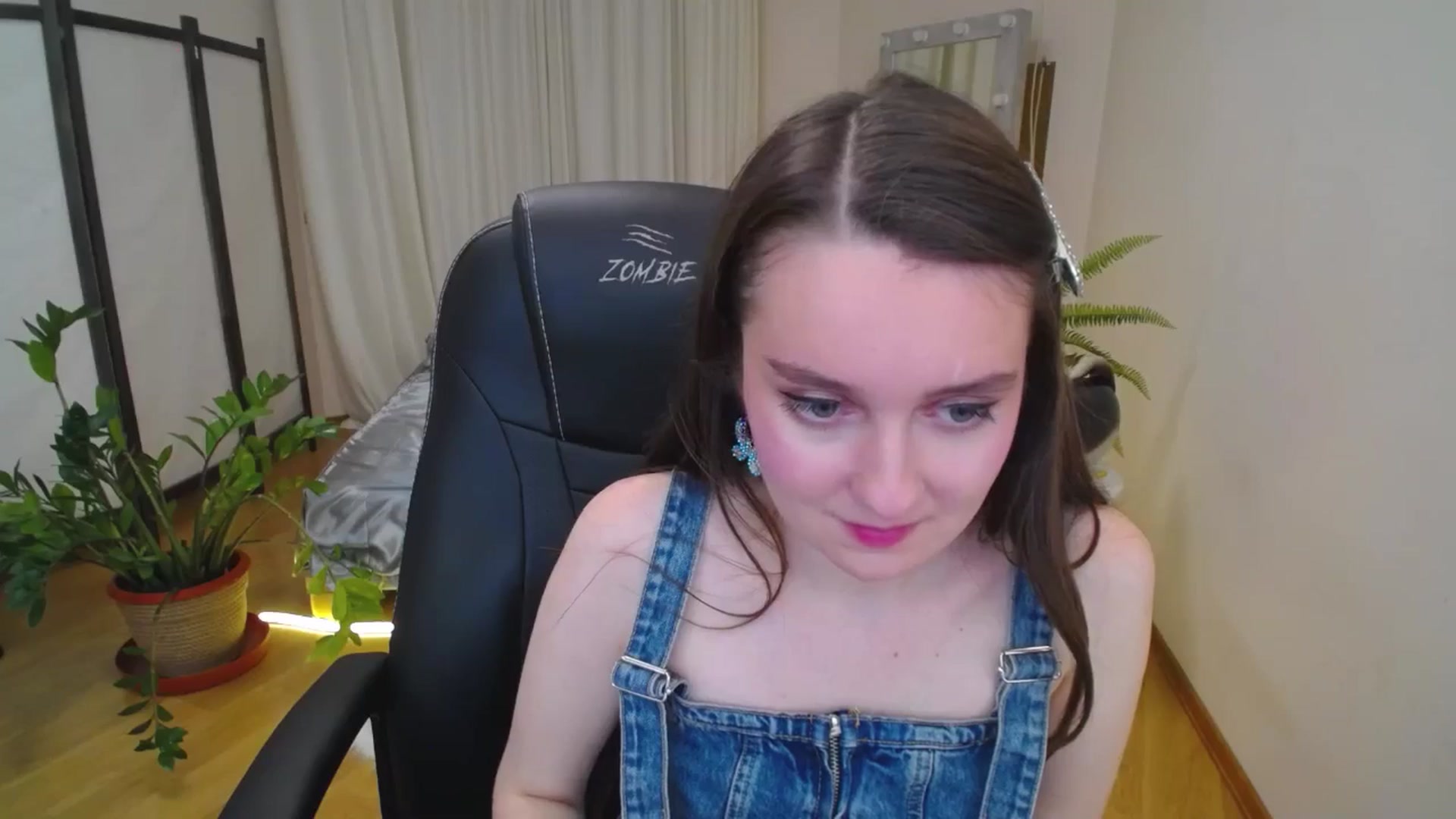 Gallery image thumbnail from Milim_Nava's myfreecams stream on, 07/27/2025, 20:23 image 11 of 20